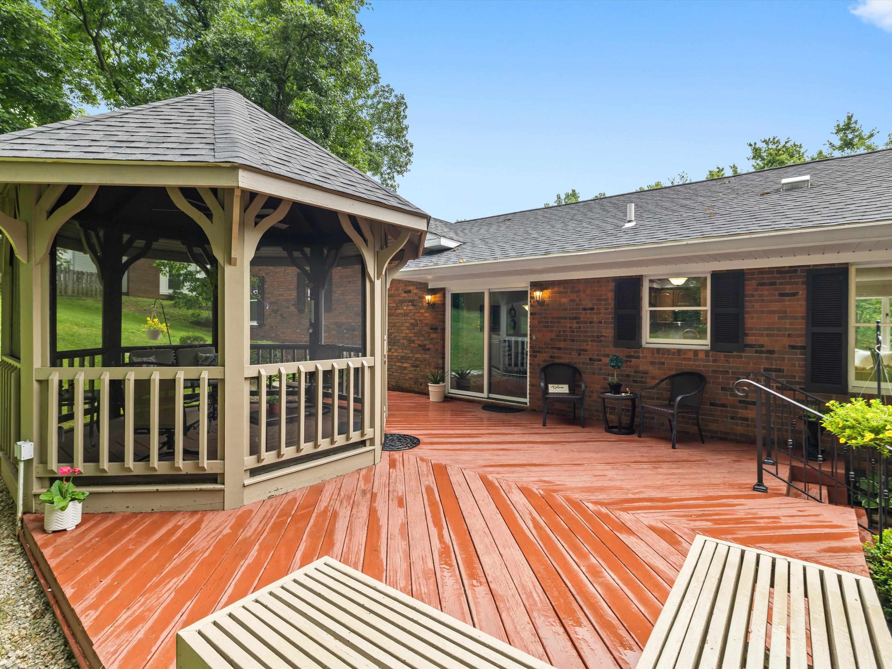 375 Hillcrest Circle, Hawesville, Kentucky 42348, 4 Bedrooms Bedrooms, ,3 BathroomsBathrooms,Single Family Residence,For Sale,Hillcrest Circle,92347