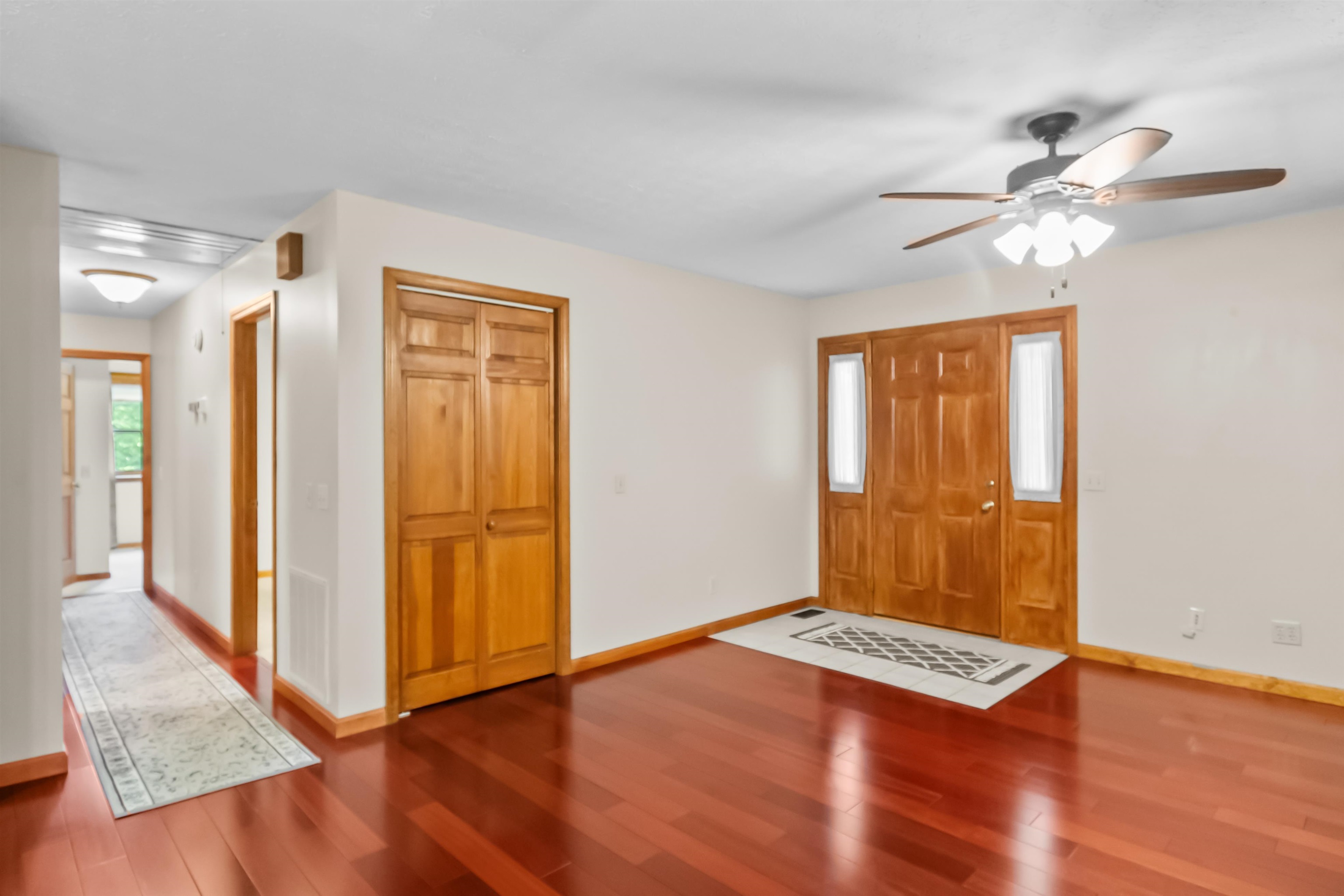 2616 KY 1389, Hawesville, Kentucky 42348, 3 Bedrooms Bedrooms, ,4 BathroomsBathrooms,Single Family Residence,For Sale,KY 1389,92401