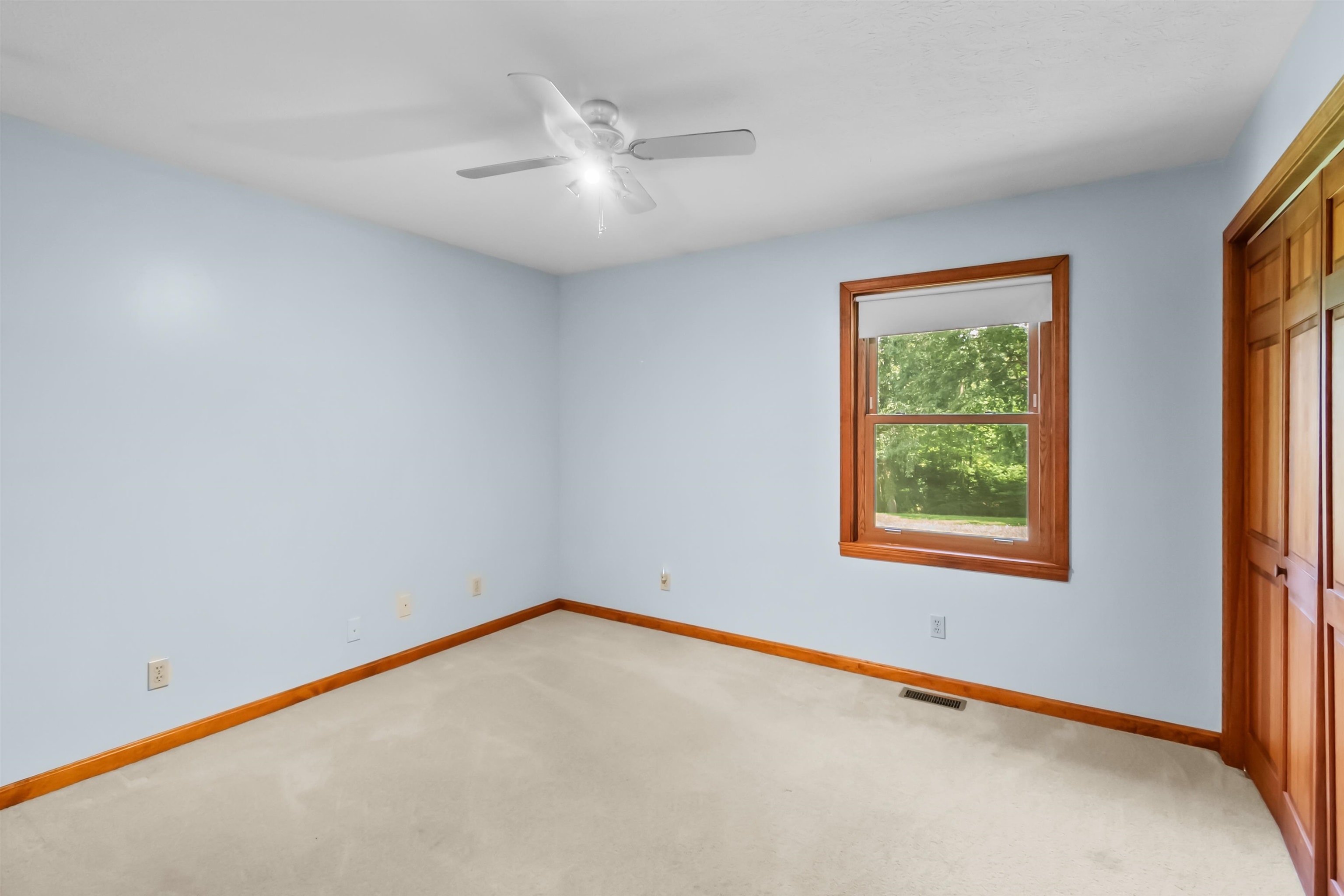 2616 KY 1389, Hawesville, Kentucky 42348, 3 Bedrooms Bedrooms, ,4 BathroomsBathrooms,Single Family Residence,For Sale,KY 1389,92401