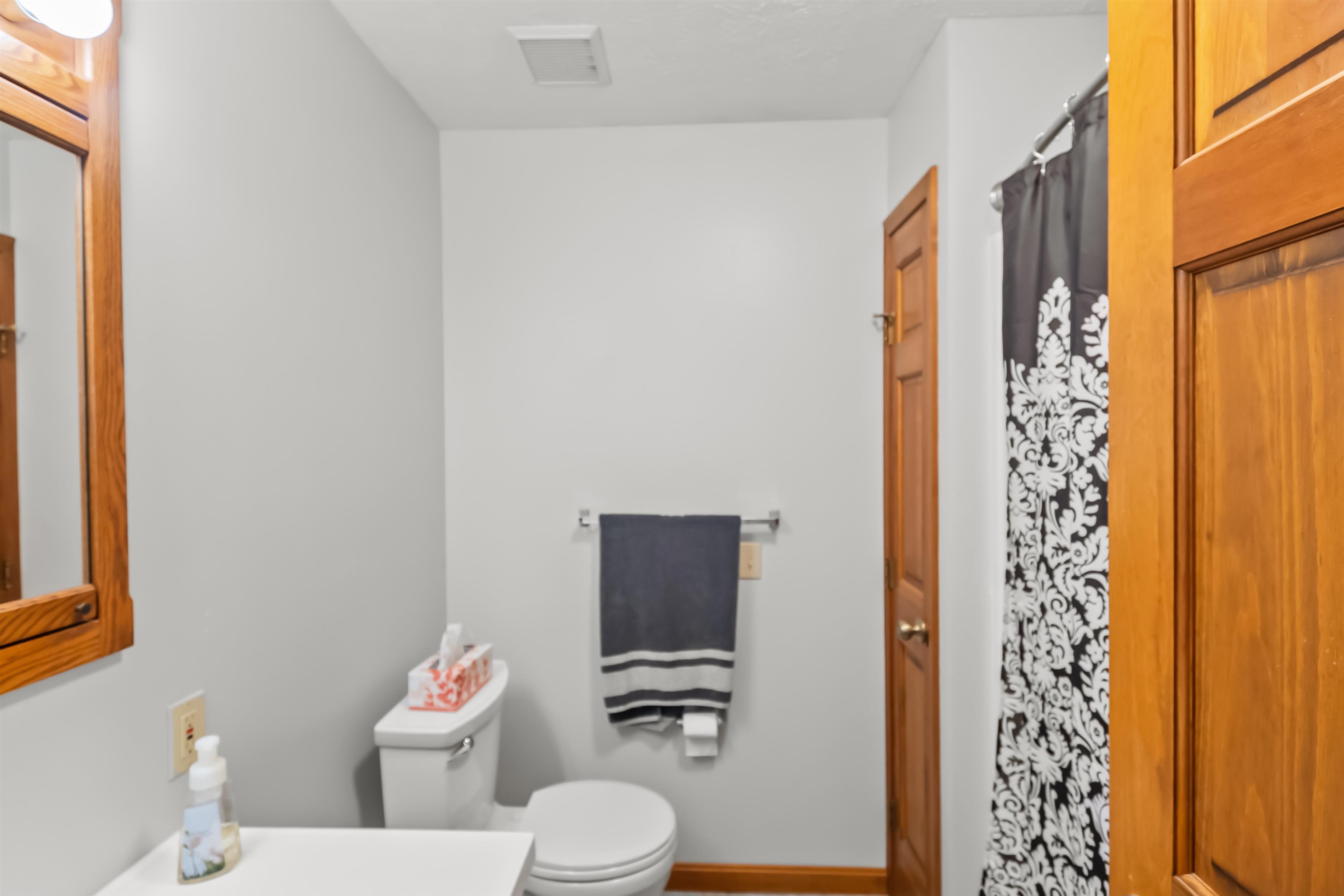 2616 KY 1389, Hawesville, Kentucky 42348, 3 Bedrooms Bedrooms, ,4 BathroomsBathrooms,Single Family Residence,For Sale,KY 1389,92401