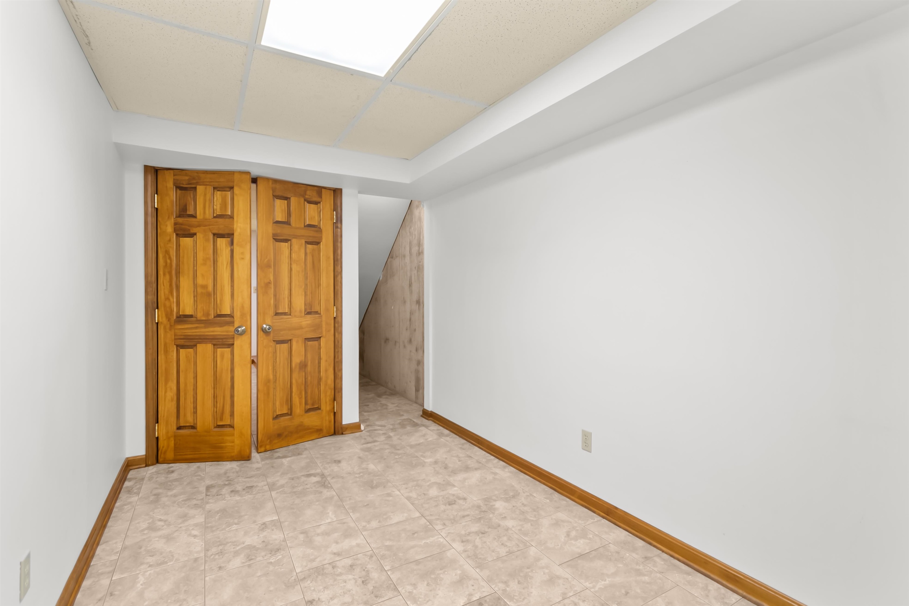 2616 KY 1389, Hawesville, Kentucky 42348, 3 Bedrooms Bedrooms, ,4 BathroomsBathrooms,Single Family Residence,For Sale,KY 1389,92401