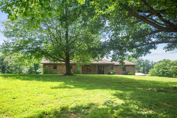 2616 KY 1389, Hawesville, Kentucky 42348, 3 Bedrooms Bedrooms, ,4 BathroomsBathrooms,Single Family Residence,For Sale,KY 1389,92401