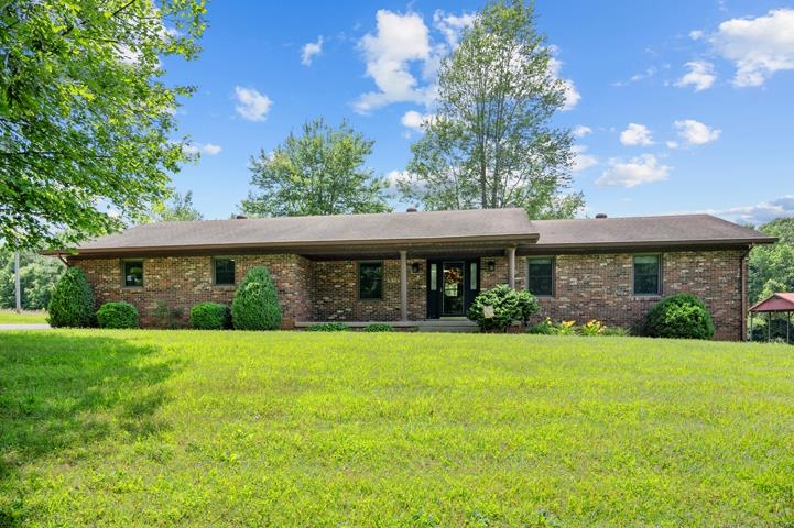 2616 KY 1389, Hawesville, Kentucky 42348, 3 Bedrooms Bedrooms, ,4 BathroomsBathrooms,Single Family Residence,For Sale,KY 1389,92401