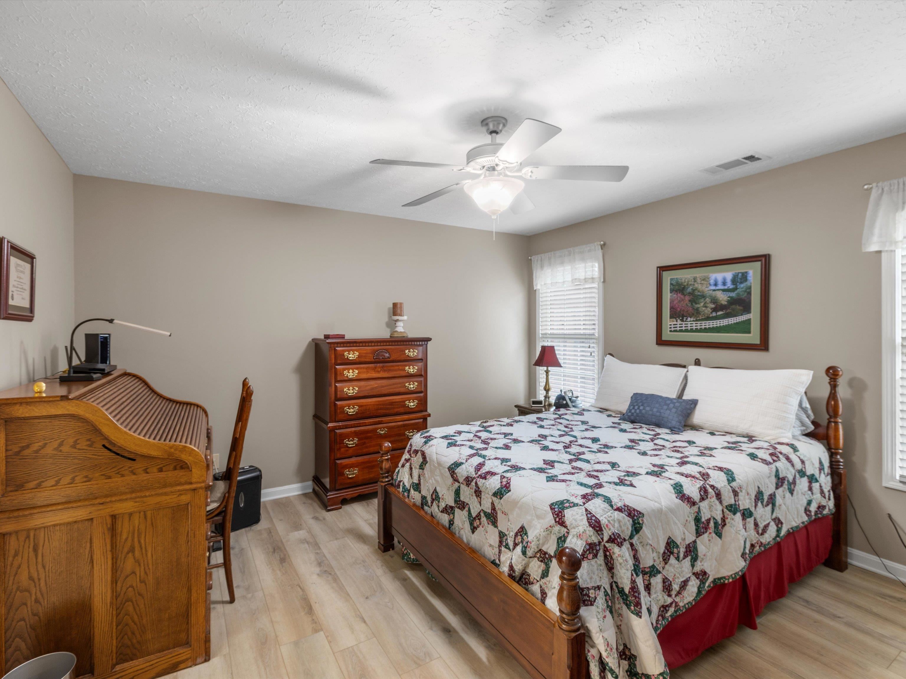 2814 Middleground Drive, Owensboro, Kentucky 42301, 3 Bedrooms Bedrooms, ,2 BathroomsBathrooms,Townhouse,For Sale,Middleground Drive,92461