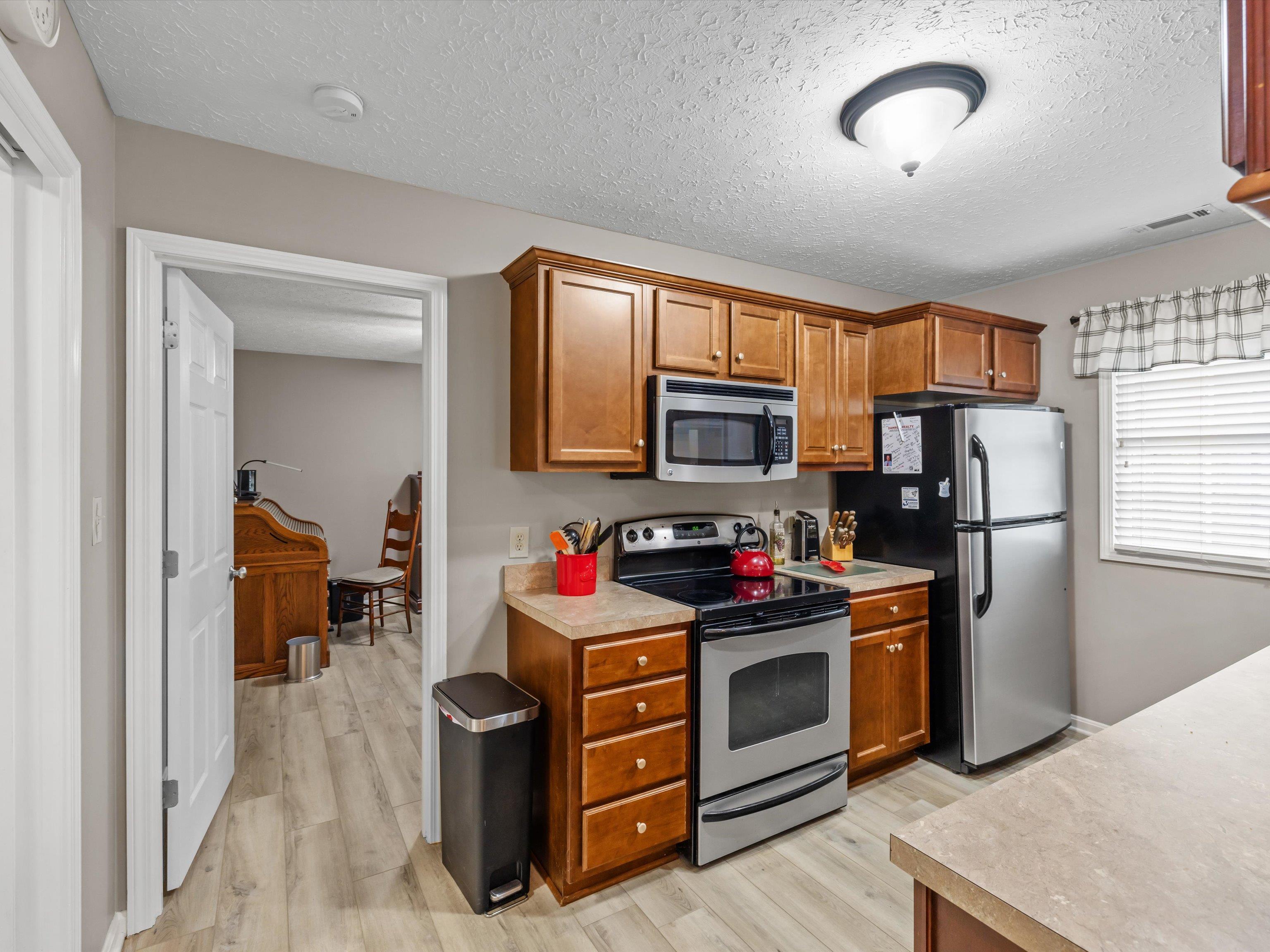 2814 Middleground Drive, Owensboro, Kentucky 42301, 3 Bedrooms Bedrooms, ,2 BathroomsBathrooms,Townhouse,For Sale,Middleground Drive,92461