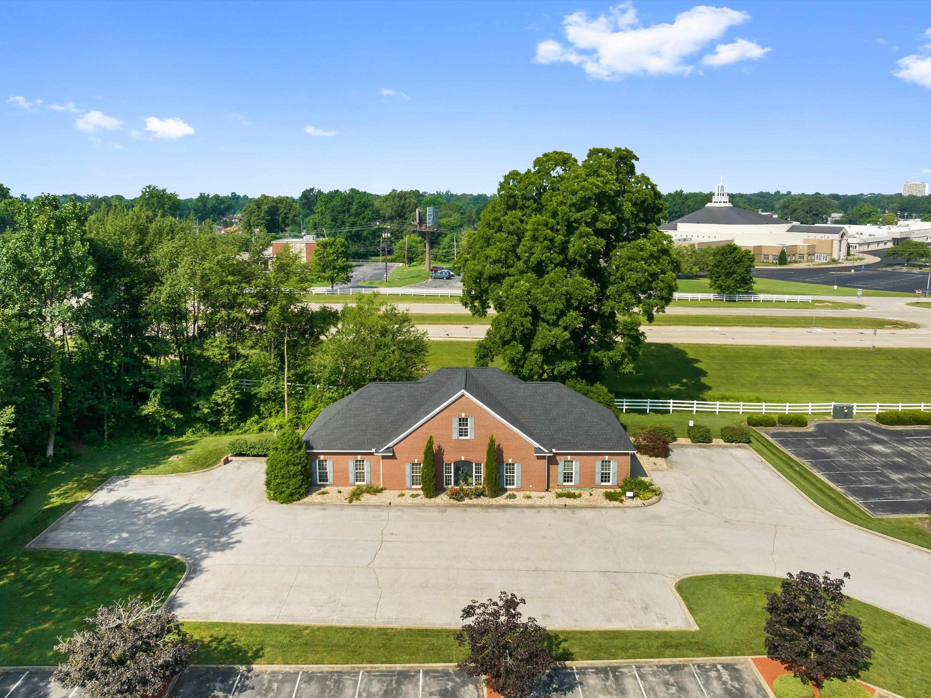 2856 Farrell Crescent, Owensboro, Kentucky 42301, ,Office,For Sale,Farrell Crescent,92471