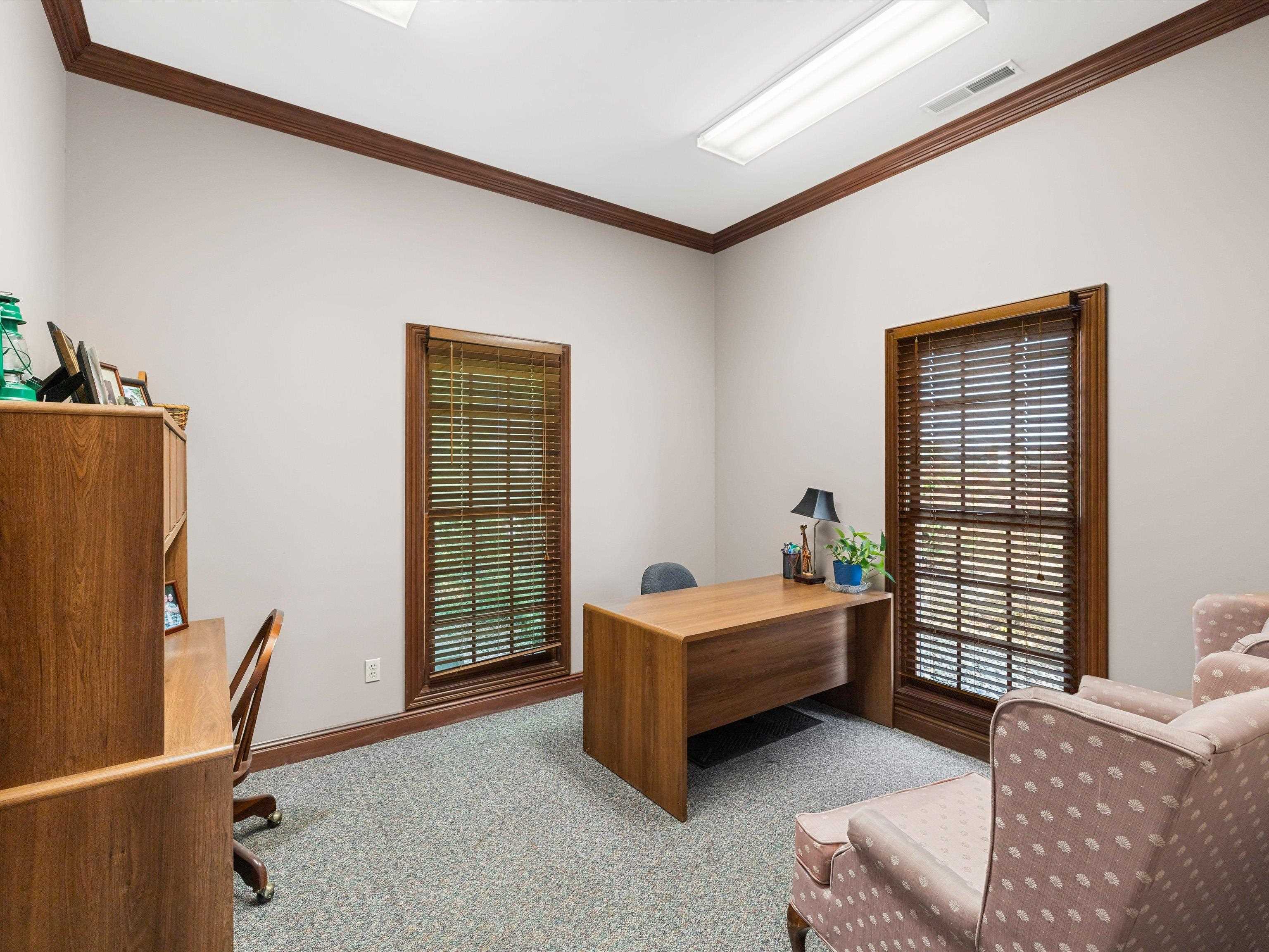 2856 Farrell Crescent, Owensboro, Kentucky 42301, ,Office,For Sale,Farrell Crescent,92471