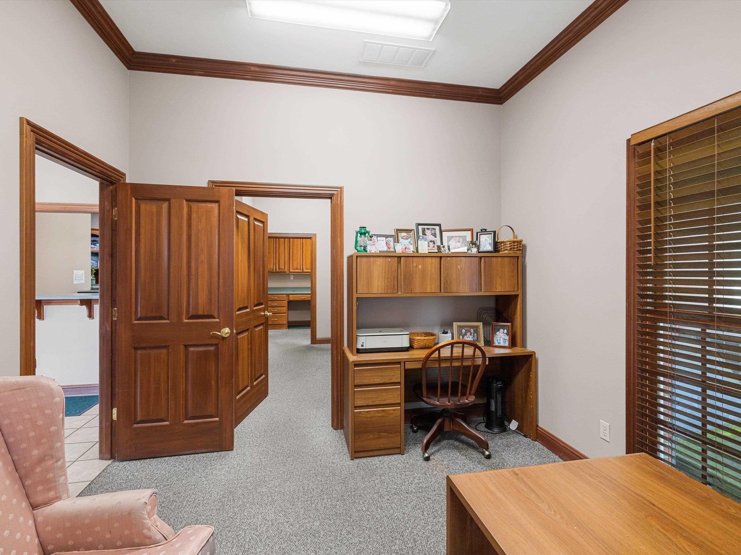 2856 Farrell Crescent, Owensboro, Kentucky 42301, ,Office,For Sale,Farrell Crescent,92471