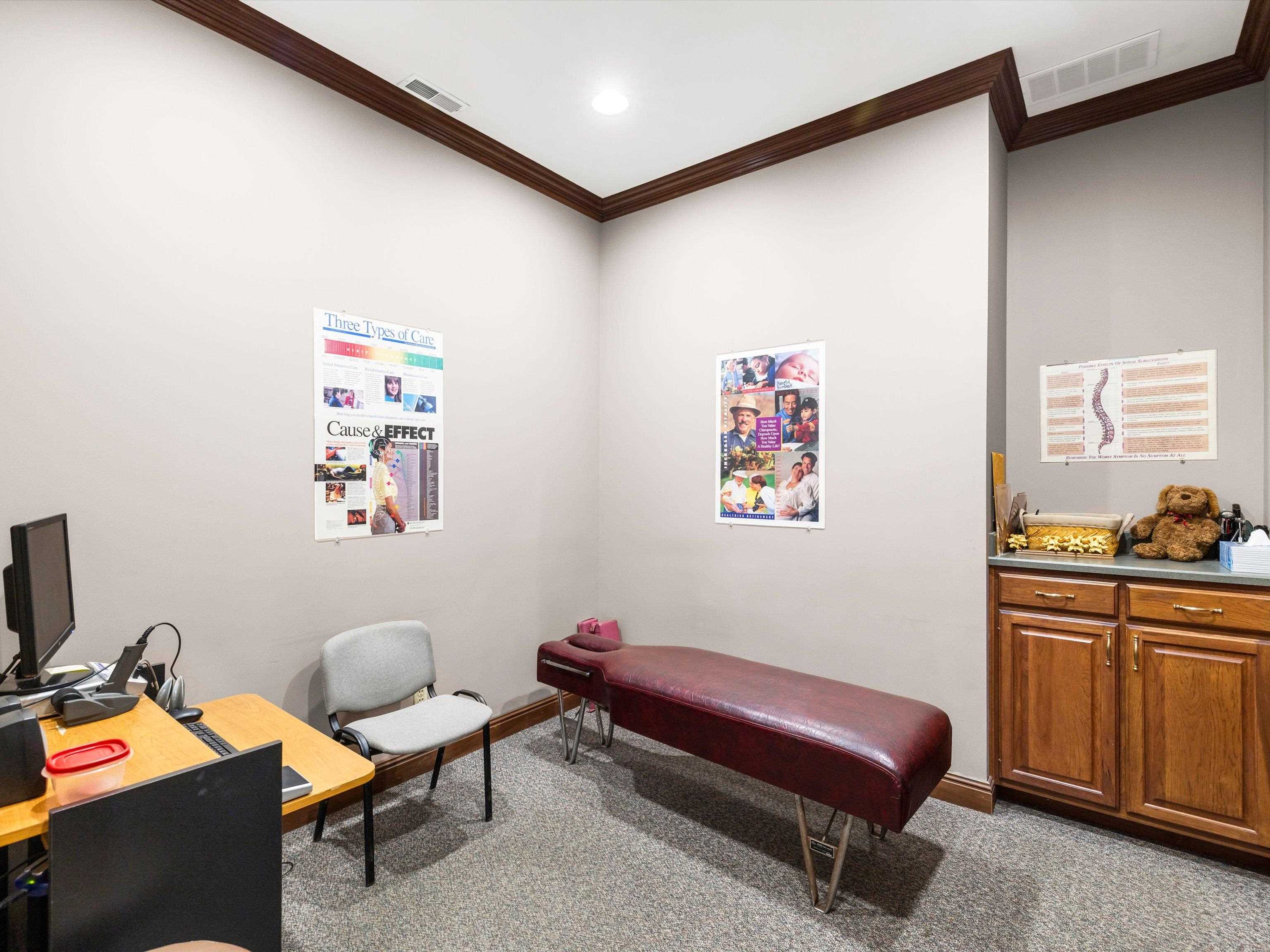 2856 Farrell Crescent, Owensboro, Kentucky 42301, ,Office,For Sale,Farrell Crescent,92471