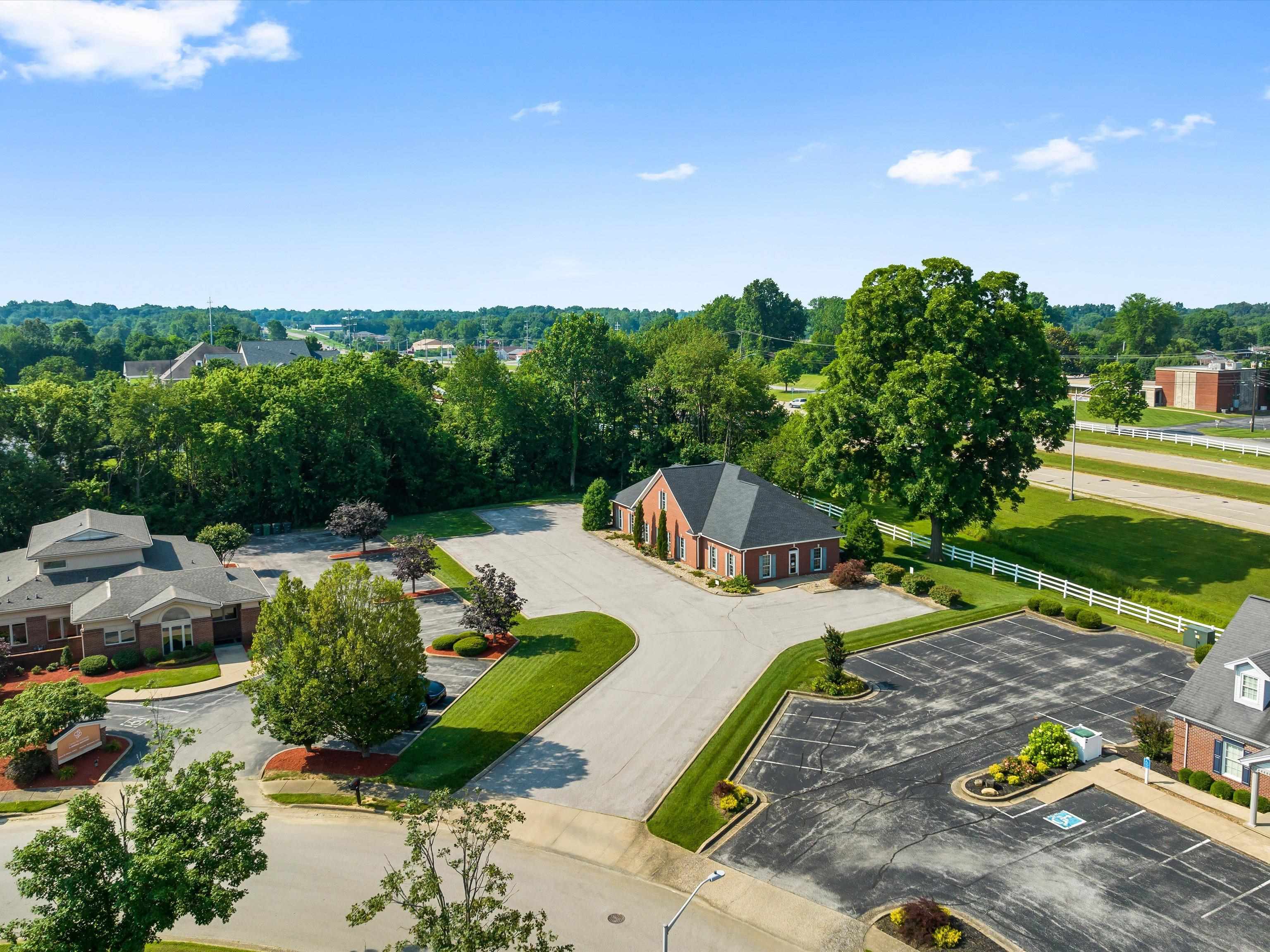 2856 Farrell Crescent, Owensboro, Kentucky 42301, ,Office,For Sale,Farrell Crescent,92471