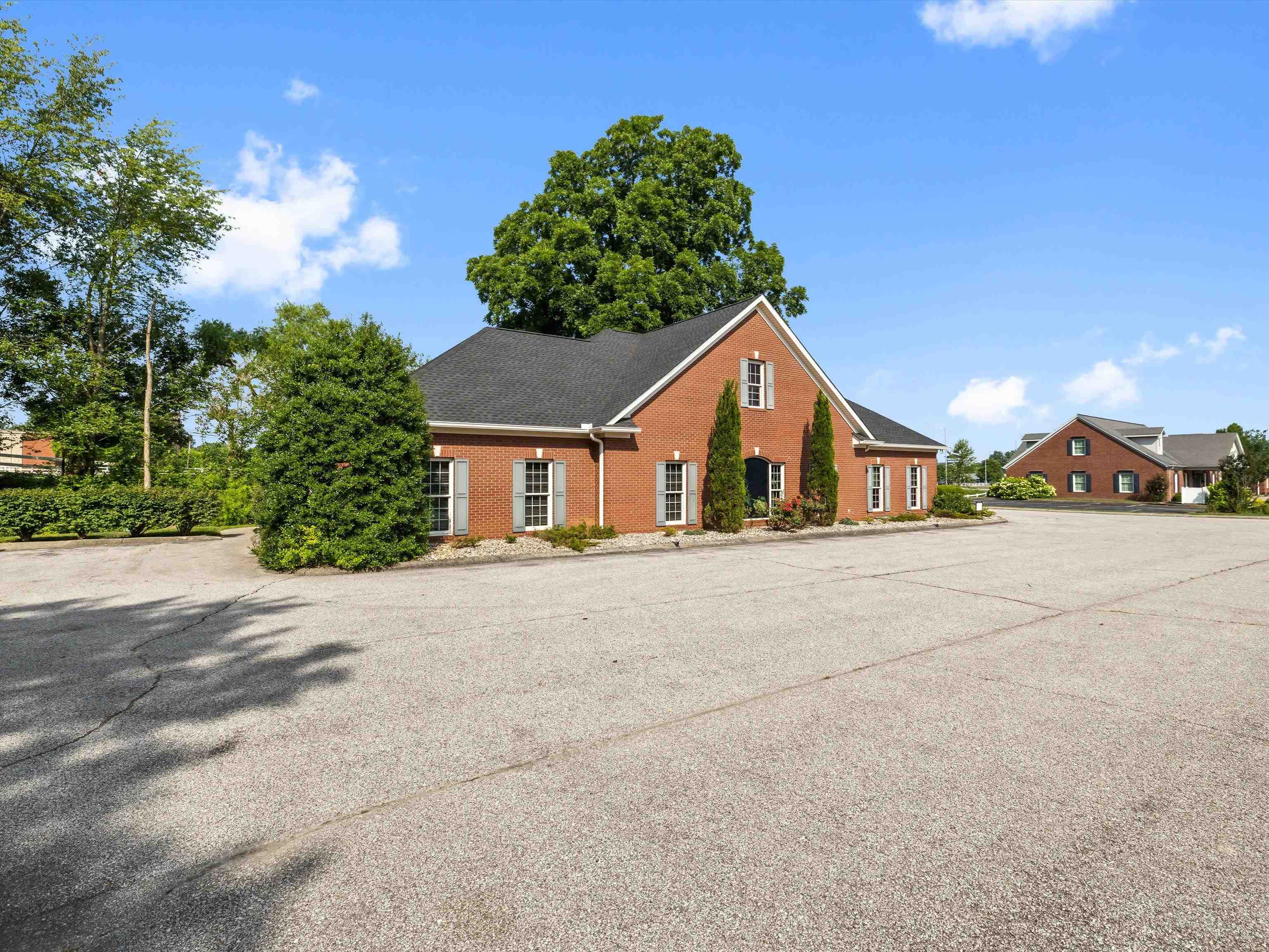 2856 Farrell Crescent, Owensboro, Kentucky 42301, ,Office,For Sale,Farrell Crescent,92471