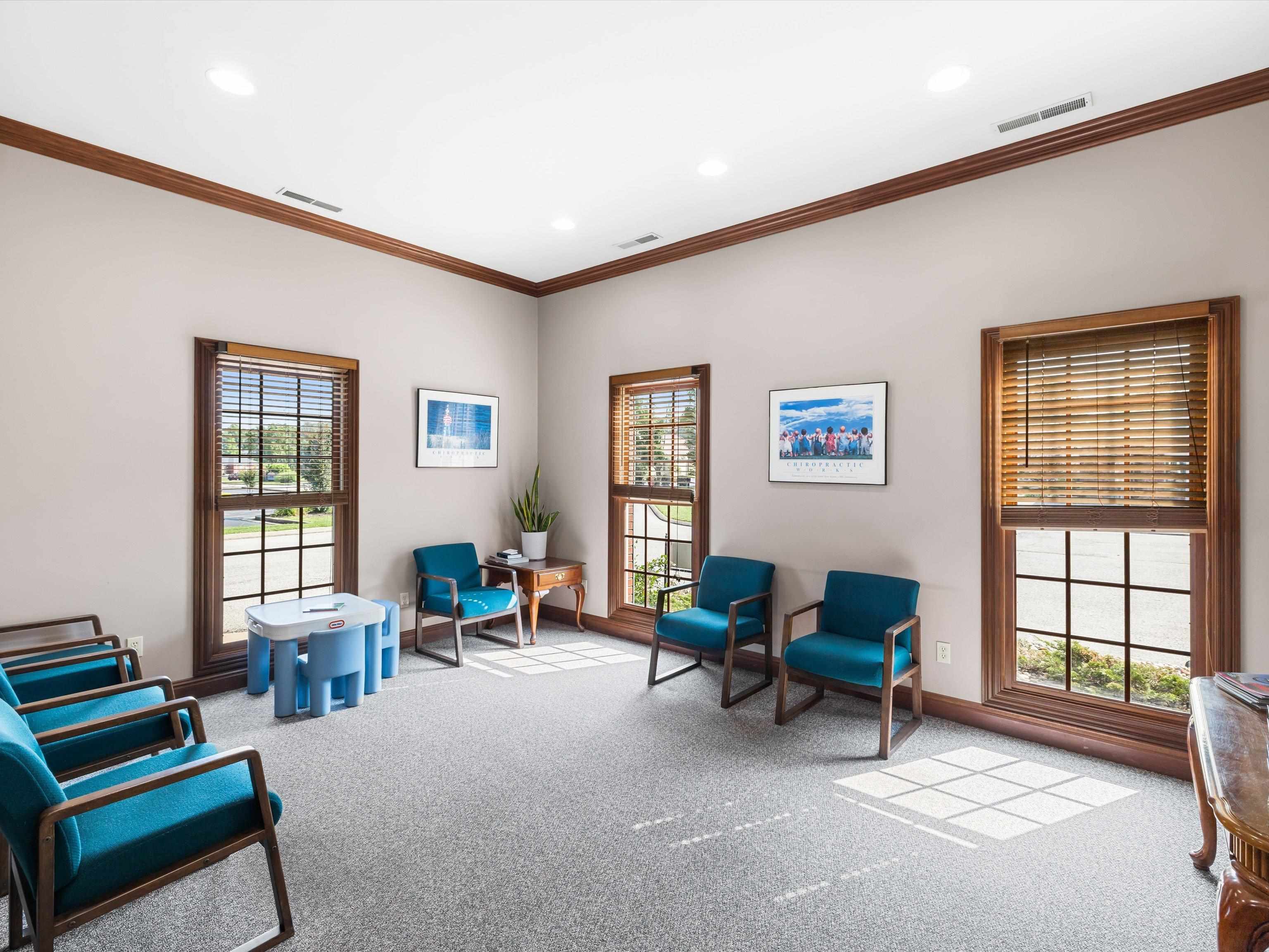 2856 Farrell Crescent, Owensboro, Kentucky 42301, ,Office,For Sale,Farrell Crescent,92471