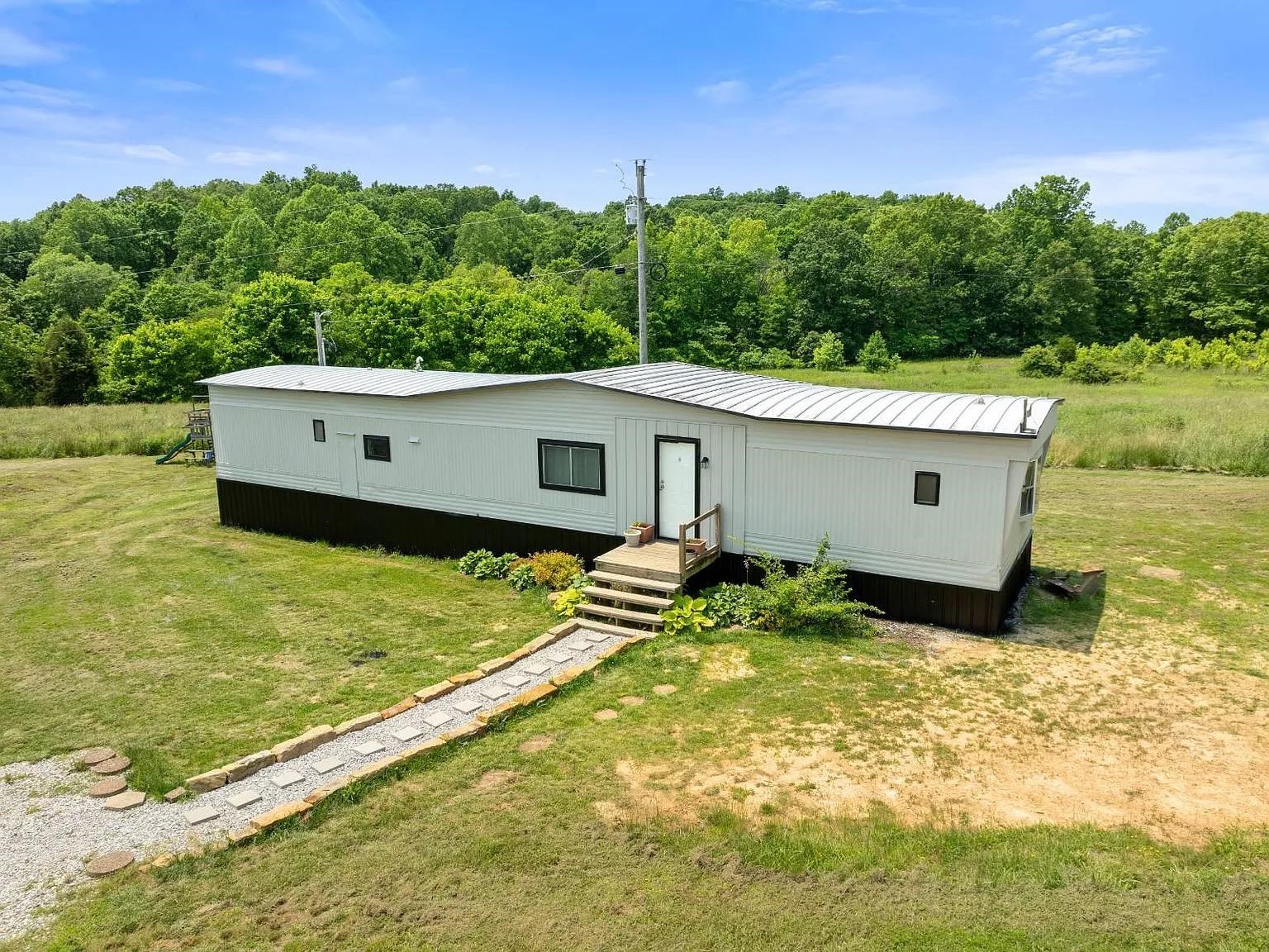 2681 Easton Rd, Fordsville, Kentucky 42343, 3 Bedrooms Bedrooms, ,2 BathroomsBathrooms,Manufactured Home,For Sale,Easton Rd,92558