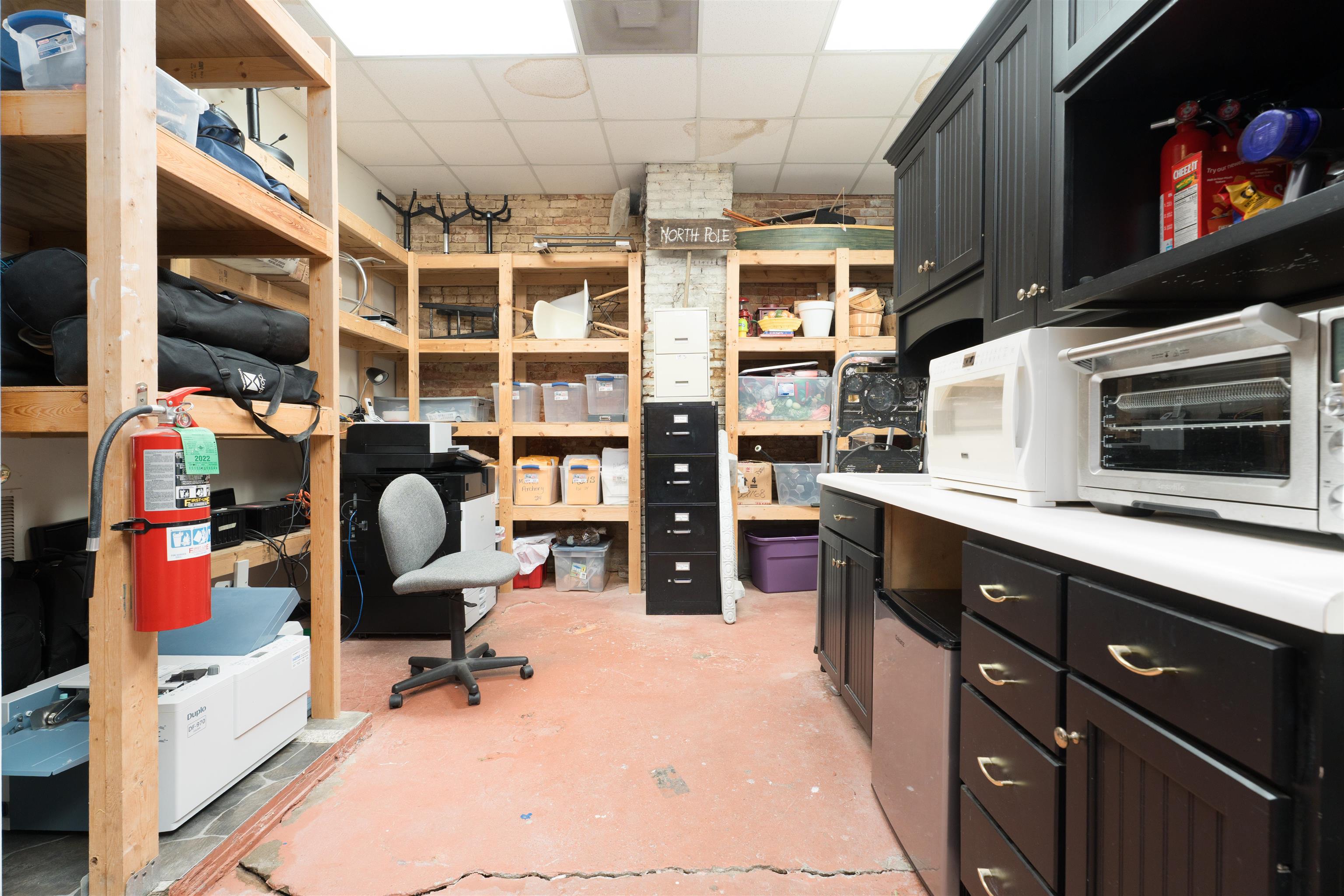 121 Broad St, Central City, Kentucky 42330, ,Business,For Sale,Broad St,92617