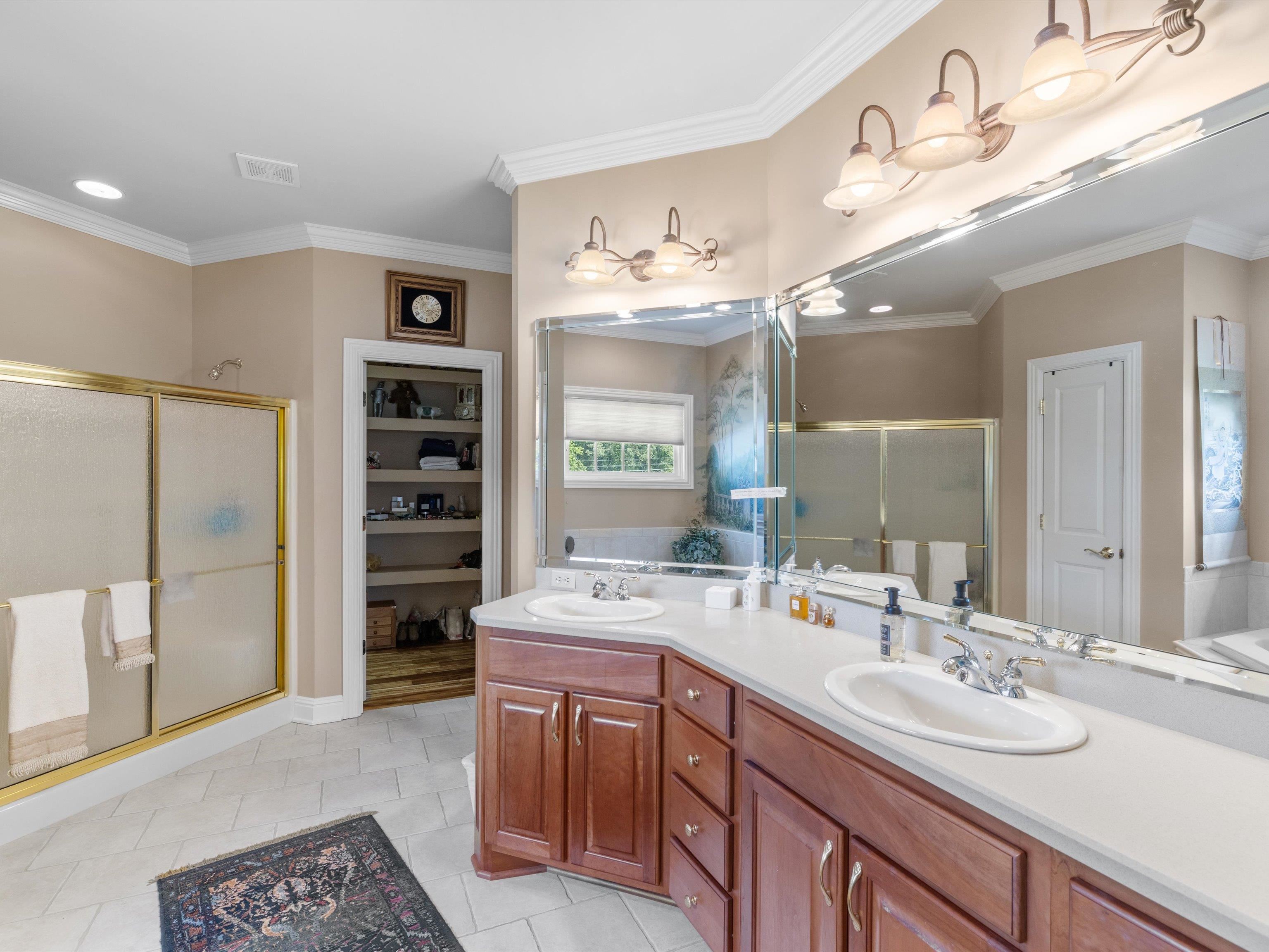 4508 Lake Forest Drive, Owensboro, Kentucky 42303, 4 Bedrooms Bedrooms, ,3 BathroomsBathrooms,Single Family Residence,For Sale,Lake Forest Drive,92669