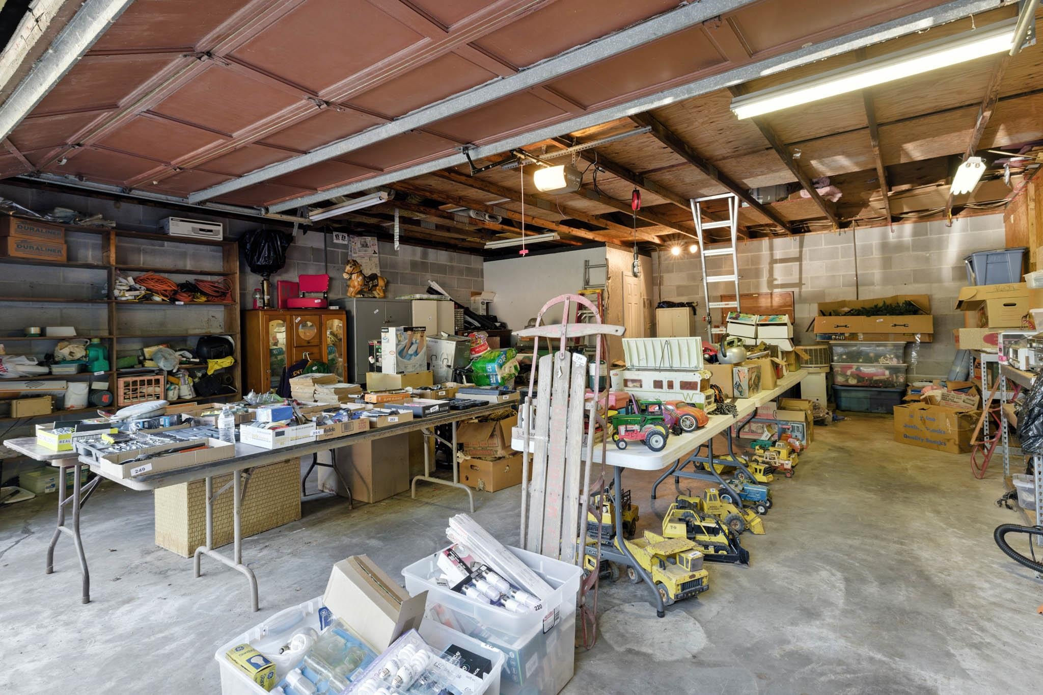 2652 HWY 60, Hawesville, Kentucky 42348, 3 Bedrooms Bedrooms, ,2 BathroomsBathrooms,Single Family Residence,For Sale,HWY 60,92696