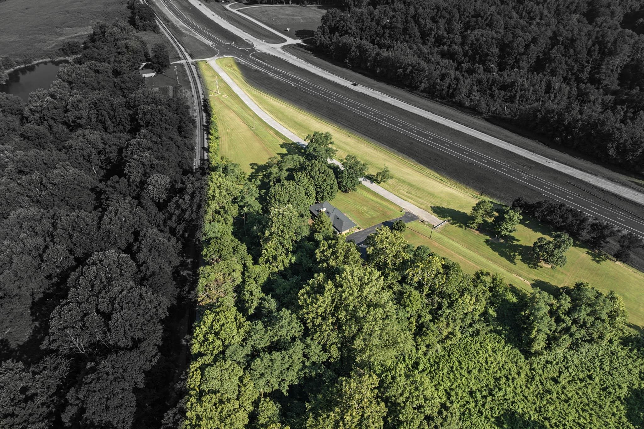 2652 HWY 60, Hawesville, Kentucky 42348, 3 Bedrooms Bedrooms, ,2 BathroomsBathrooms,Single Family Residence,For Sale,HWY 60,92696