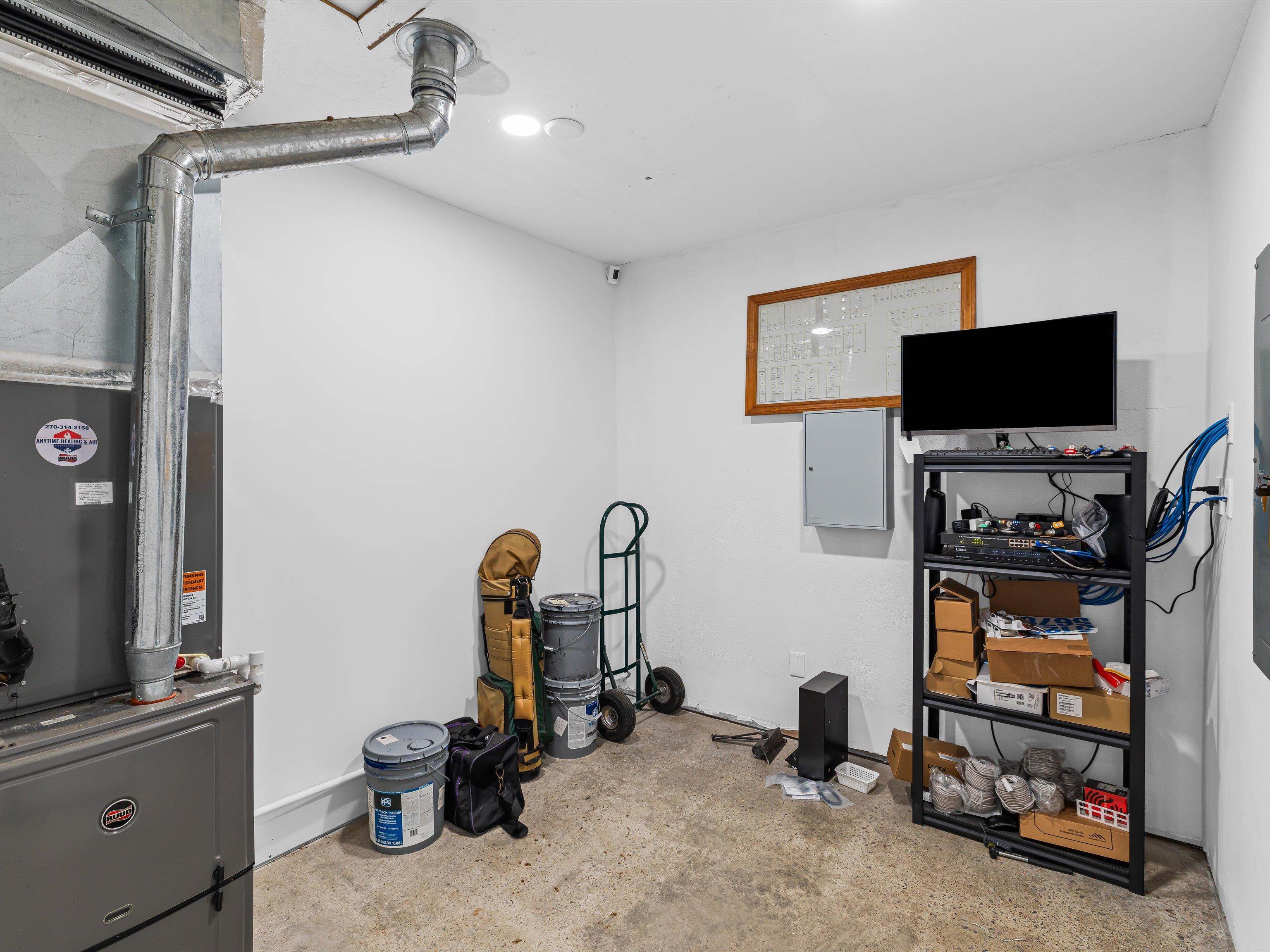 3149 Commonwealth Court, Owensboro, Kentucky 42303, ,Business,For Sale,Commonwealth Court,92701