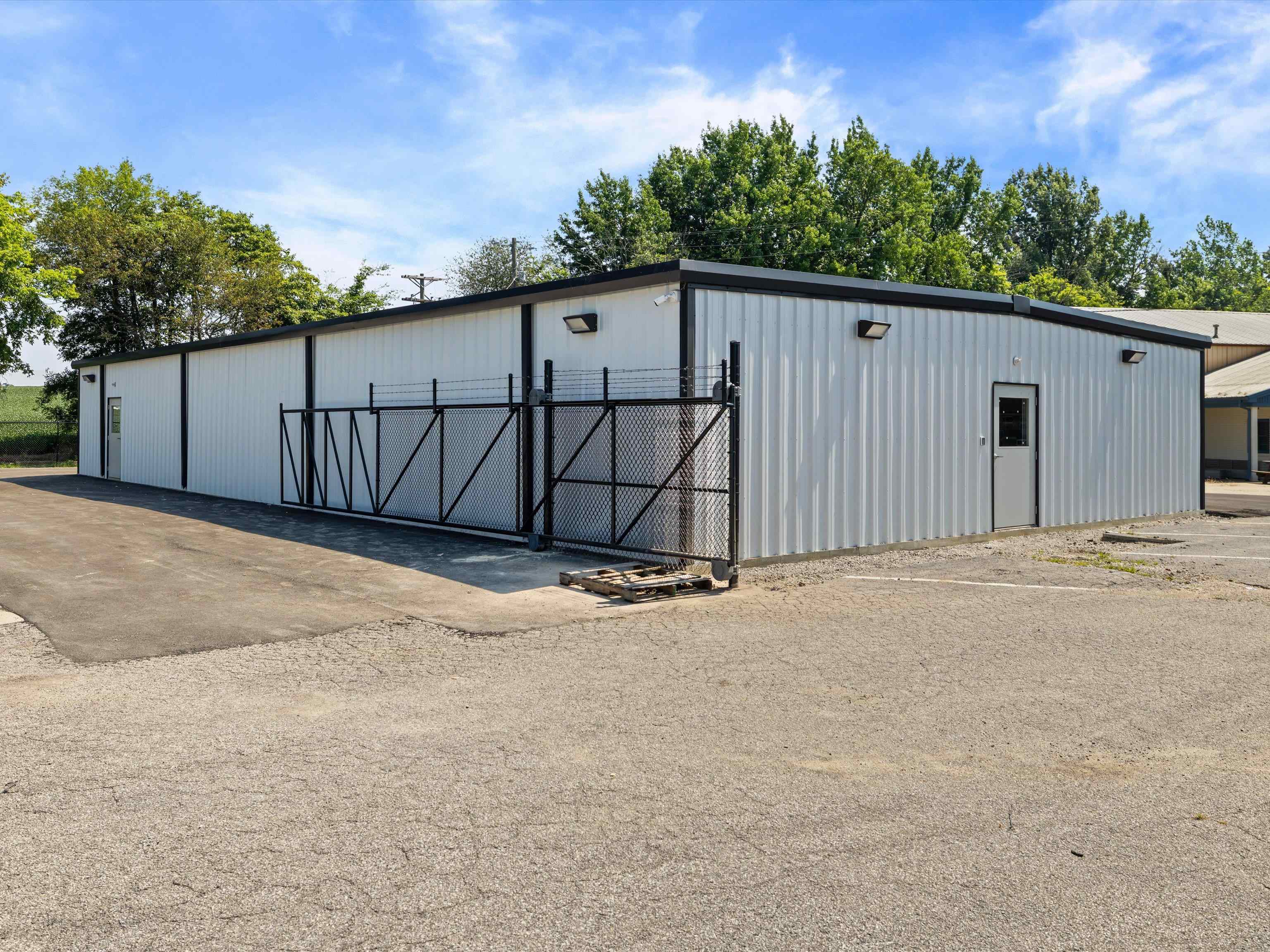 3149 Commonwealth Court, Owensboro, Kentucky 42303, ,Business,For Sale,Commonwealth Court,92701