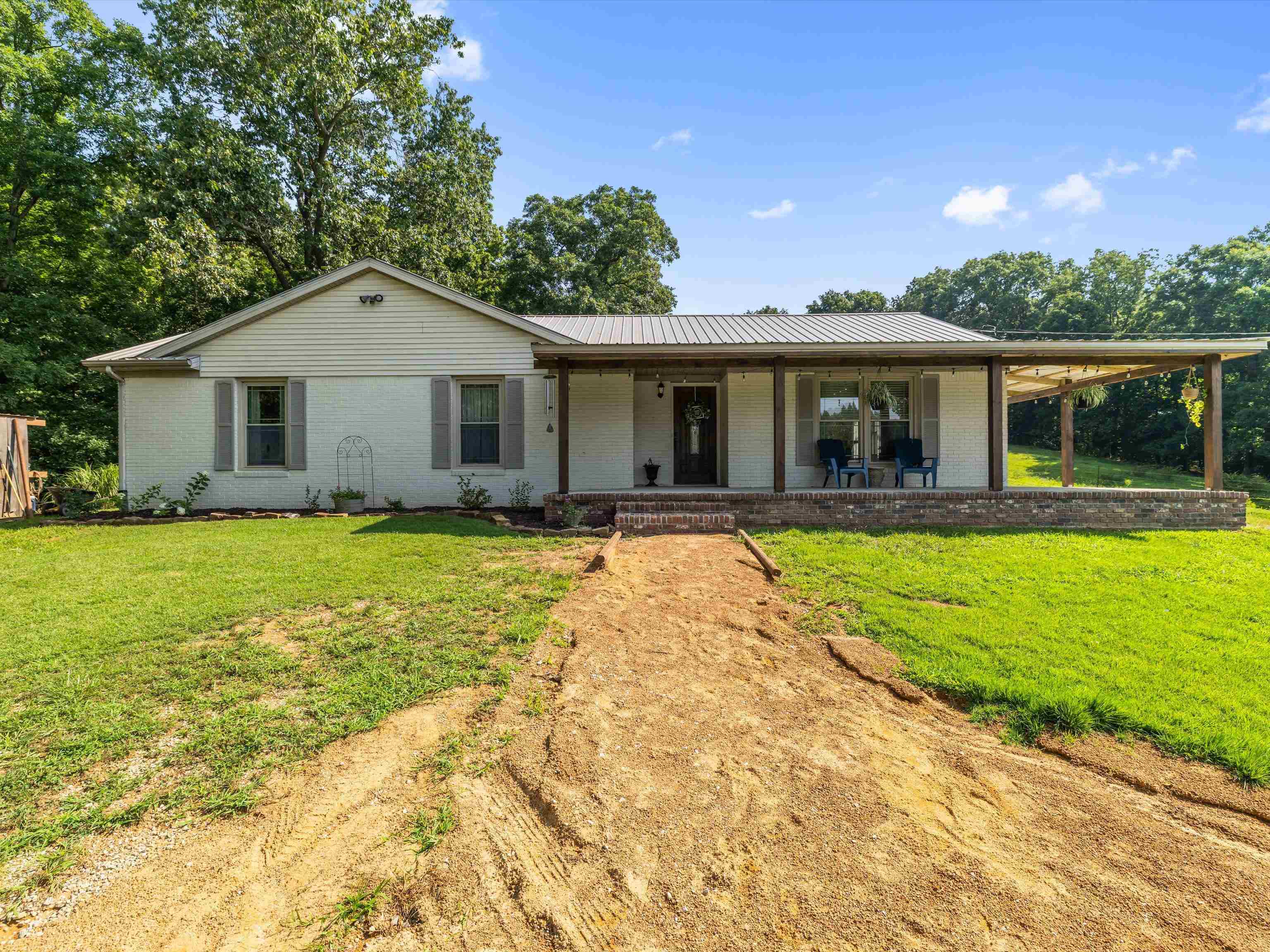 2050 Virgil Brown Rd, Hawesville, Kentucky 42348, 3 Bedrooms Bedrooms, ,2 BathroomsBathrooms,Single Family Residence,For Sale,Virgil Brown Rd,92707