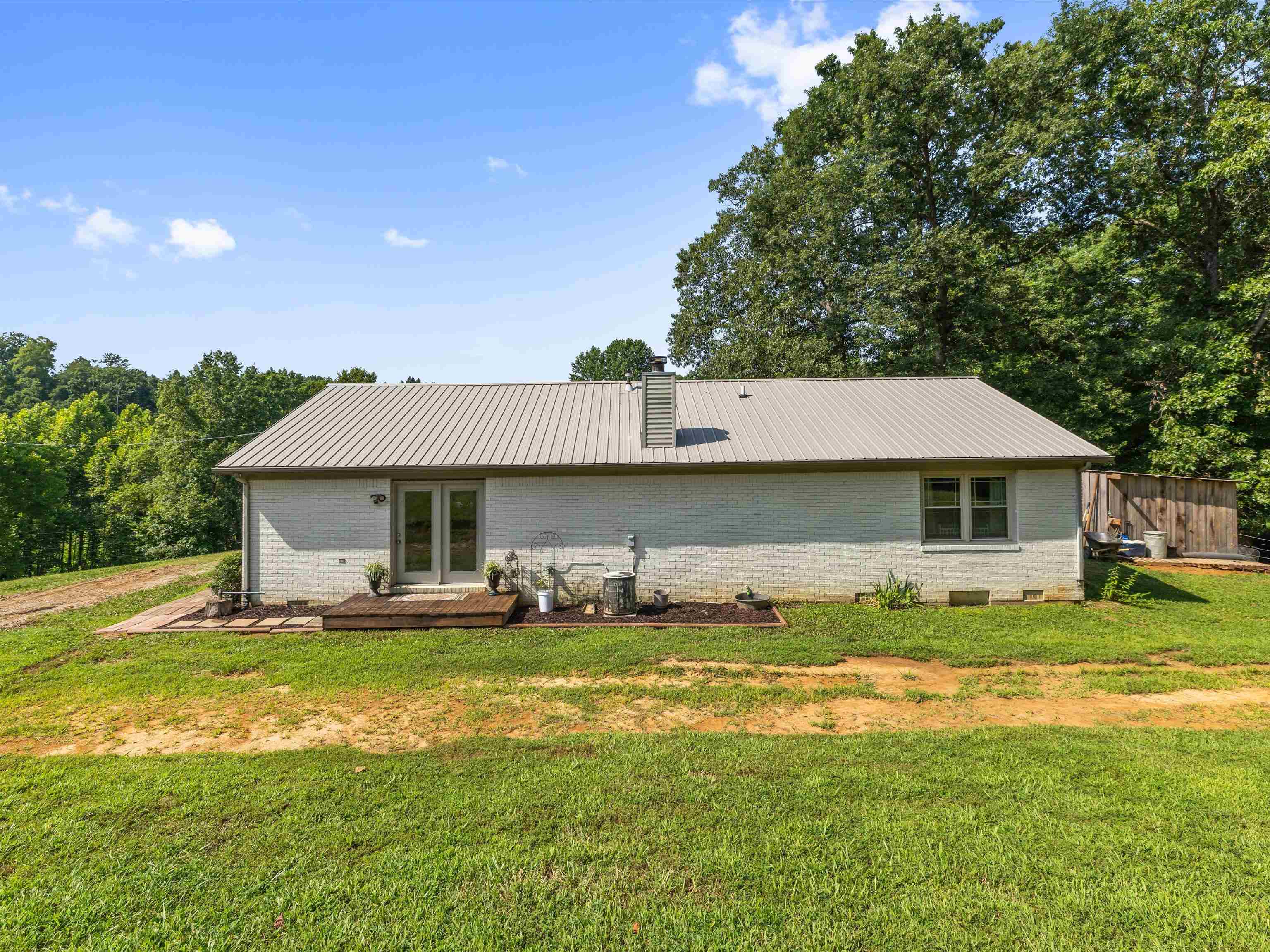 2050 Virgil Brown Rd, Hawesville, Kentucky 42348, 3 Bedrooms Bedrooms, ,2 BathroomsBathrooms,Single Family Residence,For Sale,Virgil Brown Rd,92707
