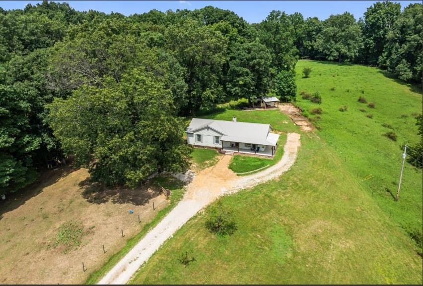2050 Virgil Brown Rd, Hawesville, Kentucky 42348, 3 Bedrooms Bedrooms, ,2 BathroomsBathrooms,Single Family Residence,For Sale,Virgil Brown Rd,92707