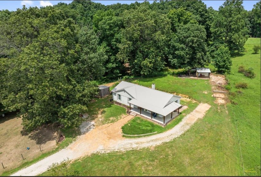 2050 Virgil Brown Rd, Hawesville, Kentucky 42348, 3 Bedrooms Bedrooms, ,2 BathroomsBathrooms,Single Family Residence,For Sale,Virgil Brown Rd,92707