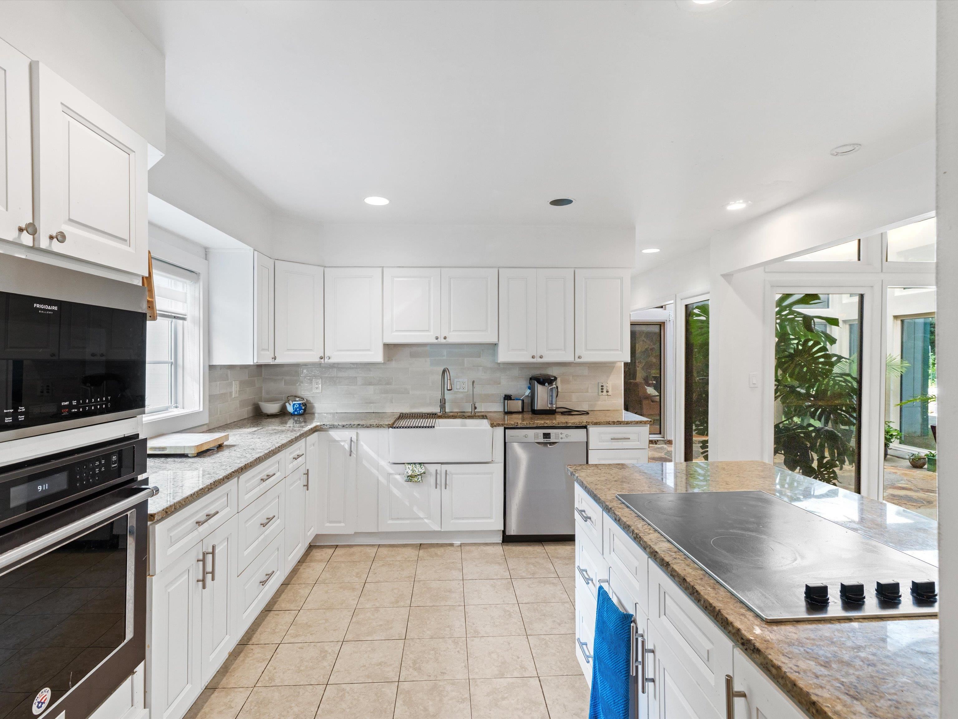 216 Fern Hill Drive, Owensboro, Kentucky 42301, 3 Bedrooms Bedrooms, ,2 BathroomsBathrooms,Ranch,For Sale,Fern Hill Drive,92738