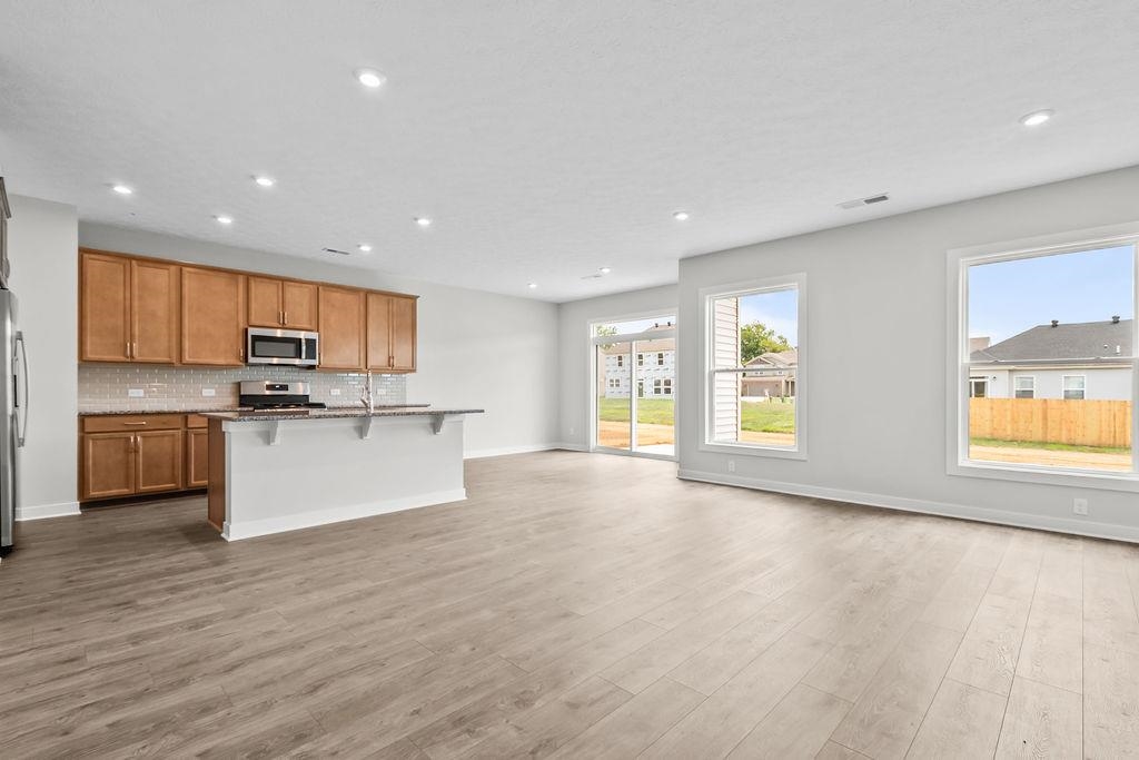 6305 Jessica Ln, Owensboro, Kentucky 42303, 3 Bedrooms Bedrooms, ,2 BathroomsBathrooms,Single Family Residence,For Sale,Jessica Ln,92749