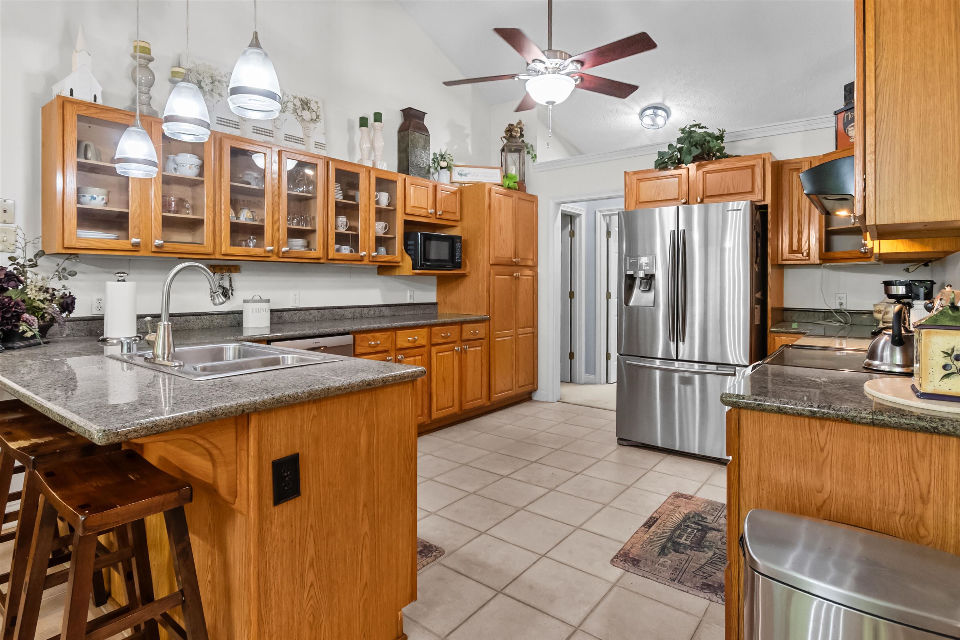 4446 Stonegate Drive, Owensboro, Kentucky 42303, 4 Bedrooms Bedrooms, ,2 BathroomsBathrooms,Single Family Residence,For Sale,Stonegate Drive,92764