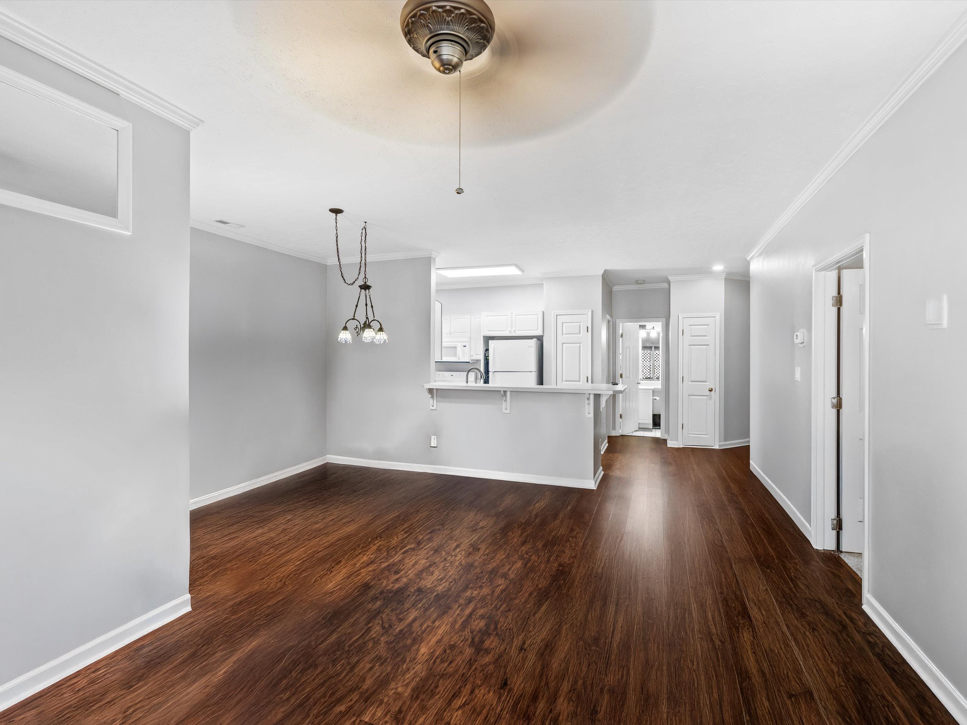 921 1st Street, Owensboro, Kentucky 42301-0687, 2 Bedrooms Bedrooms, ,2 BathroomsBathrooms,Condominium,For Sale,1st Street,92800