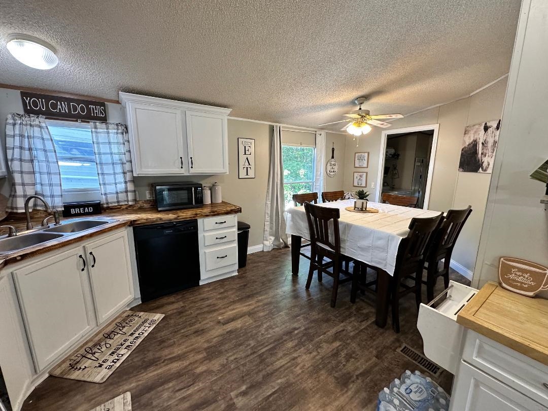 1012 Fentress Lookout Rd, Falls of Rough, Kentucky 40119, 3 Bedrooms Bedrooms, ,2 BathroomsBathrooms,Manufactured Home,For Sale,Fentress Lookout Rd,92807