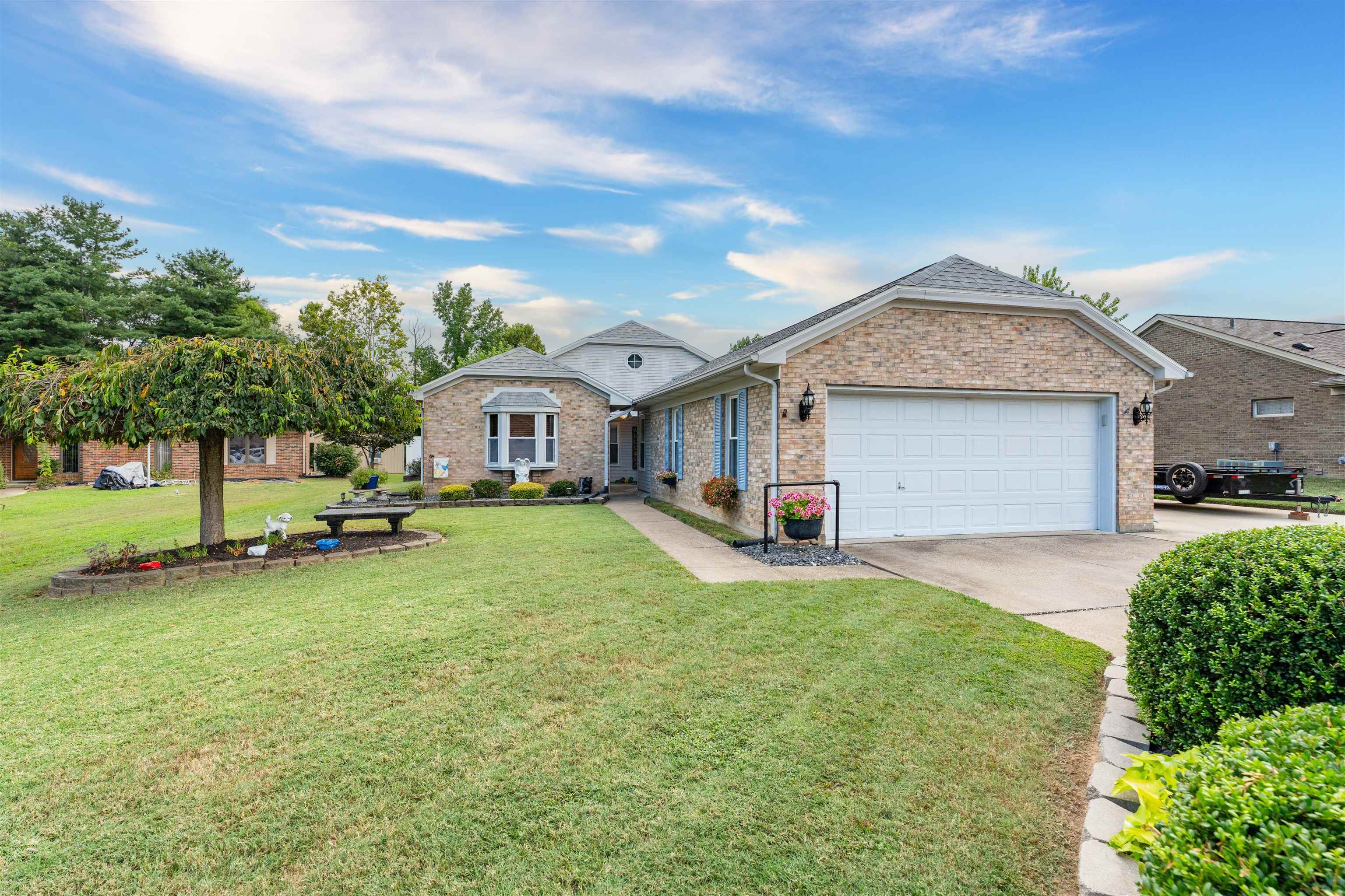 3724 Strike the Gold Ct, Owensboro, Kentucky 42303, 3 Bedrooms Bedrooms, ,2 BathroomsBathrooms,Single Family Residence,For Sale,Strike the Gold Ct,92847