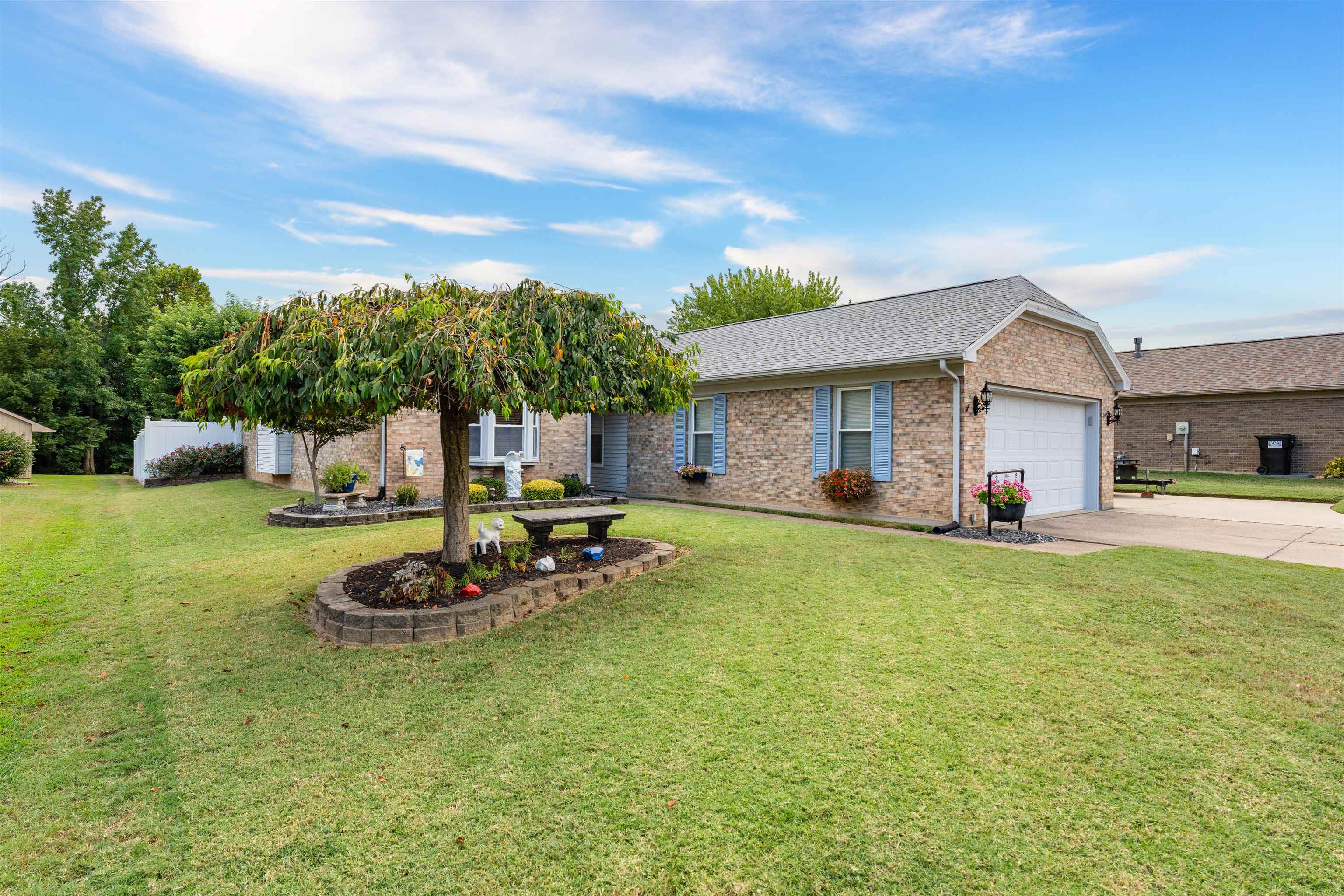 3724 Strike the Gold Ct, Owensboro, Kentucky 42303, 3 Bedrooms Bedrooms, ,2 BathroomsBathrooms,Single Family Residence,For Sale,Strike the Gold Ct,92847