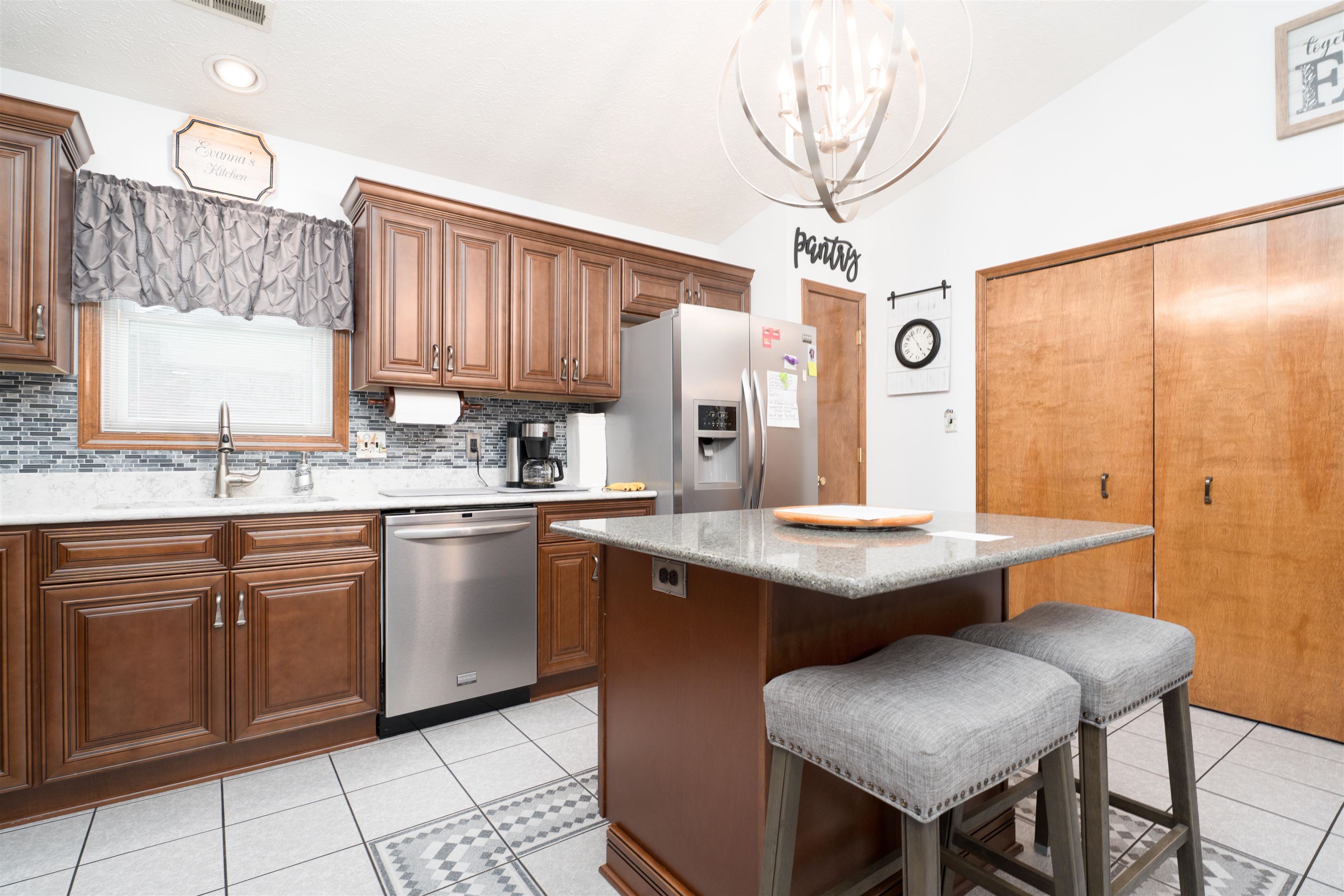 3724 Strike the Gold Ct, Owensboro, Kentucky 42303, 3 Bedrooms Bedrooms, ,2 BathroomsBathrooms,Single Family Residence,For Sale,Strike the Gold Ct,92847