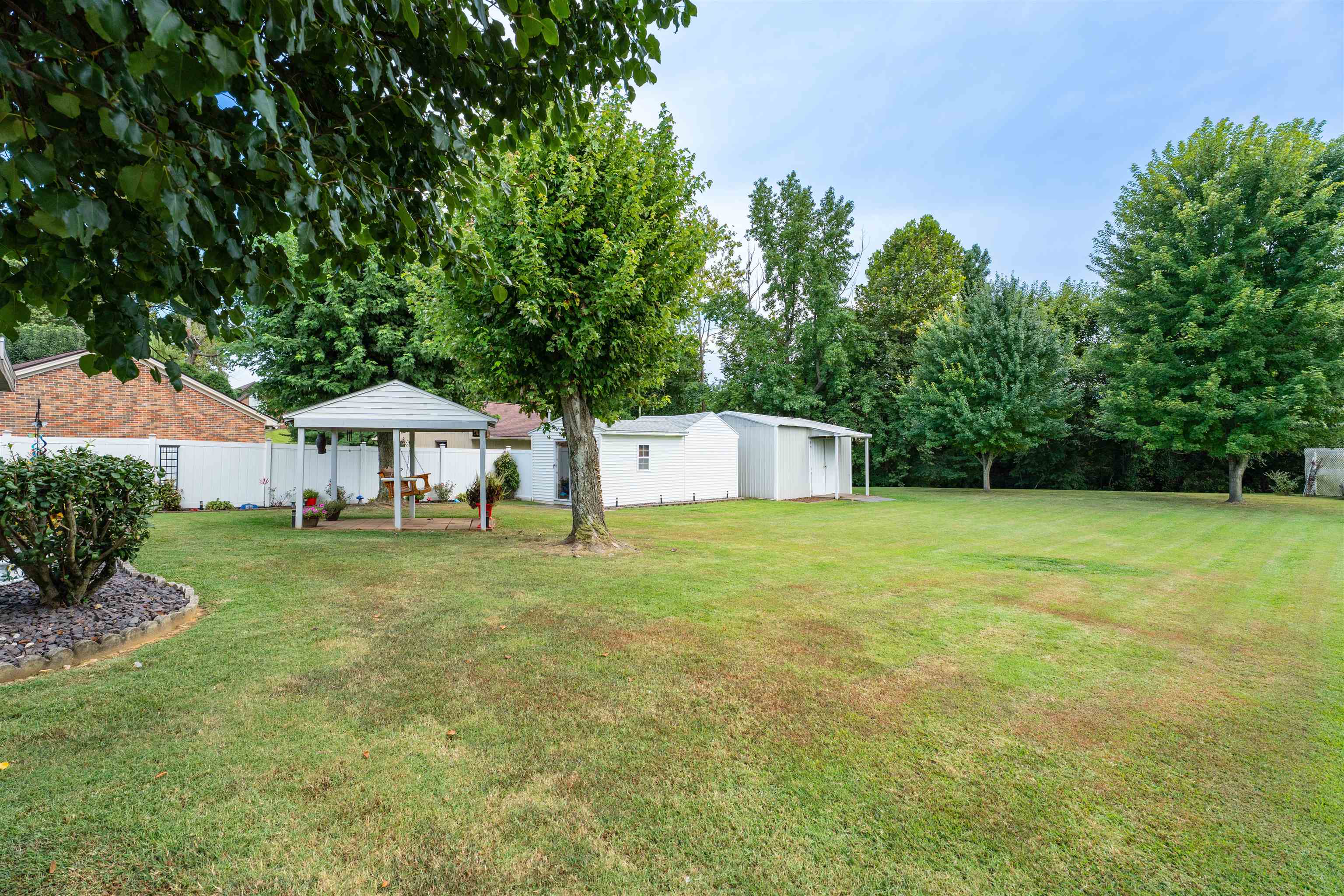 3724 Strike the Gold Ct, Owensboro, Kentucky 42303, 3 Bedrooms Bedrooms, ,2 BathroomsBathrooms,Single Family Residence,For Sale,Strike the Gold Ct,92847