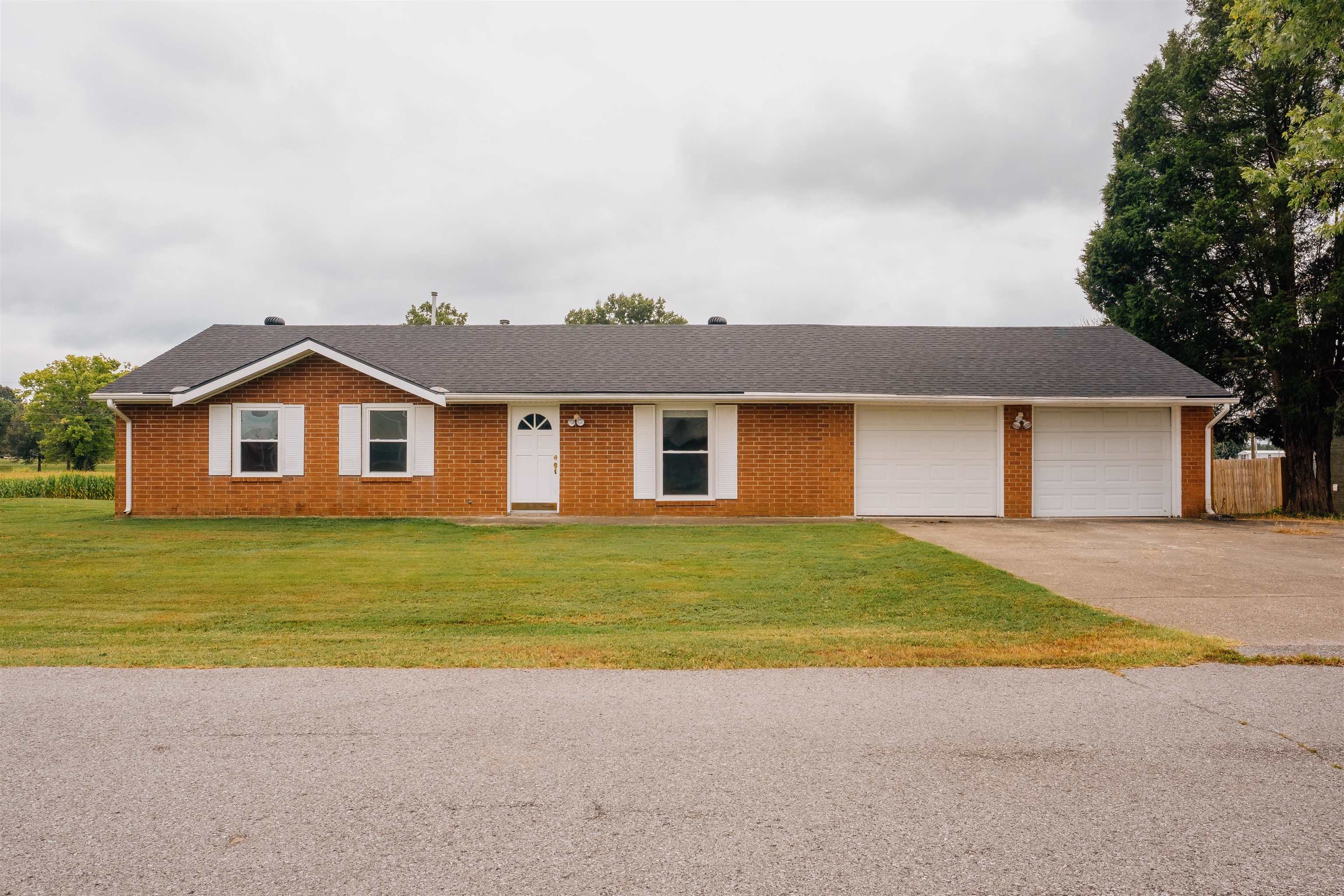 1445 Meadowlane Dr., Lewisport, Kentucky 42351, 4 Bedrooms Bedrooms, ,1 BathroomBathrooms,Single Family Residence,For Sale,Meadowlane Dr.,92880