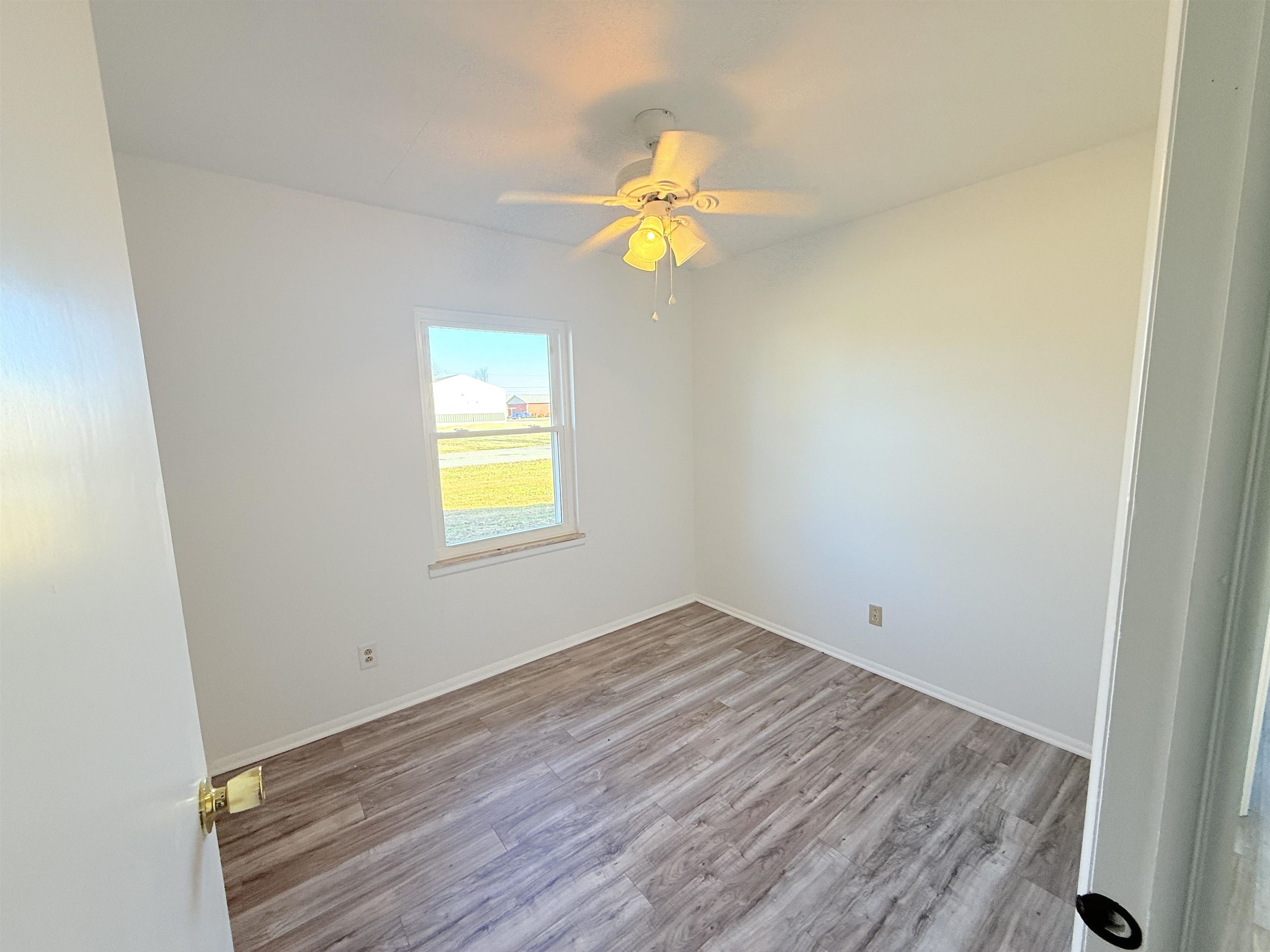 1445 Meadowlane Dr., Lewisport, Kentucky 42351, 4 Bedrooms Bedrooms, ,1 BathroomBathrooms,Single Family Residence,For Sale,Meadowlane Dr.,92880