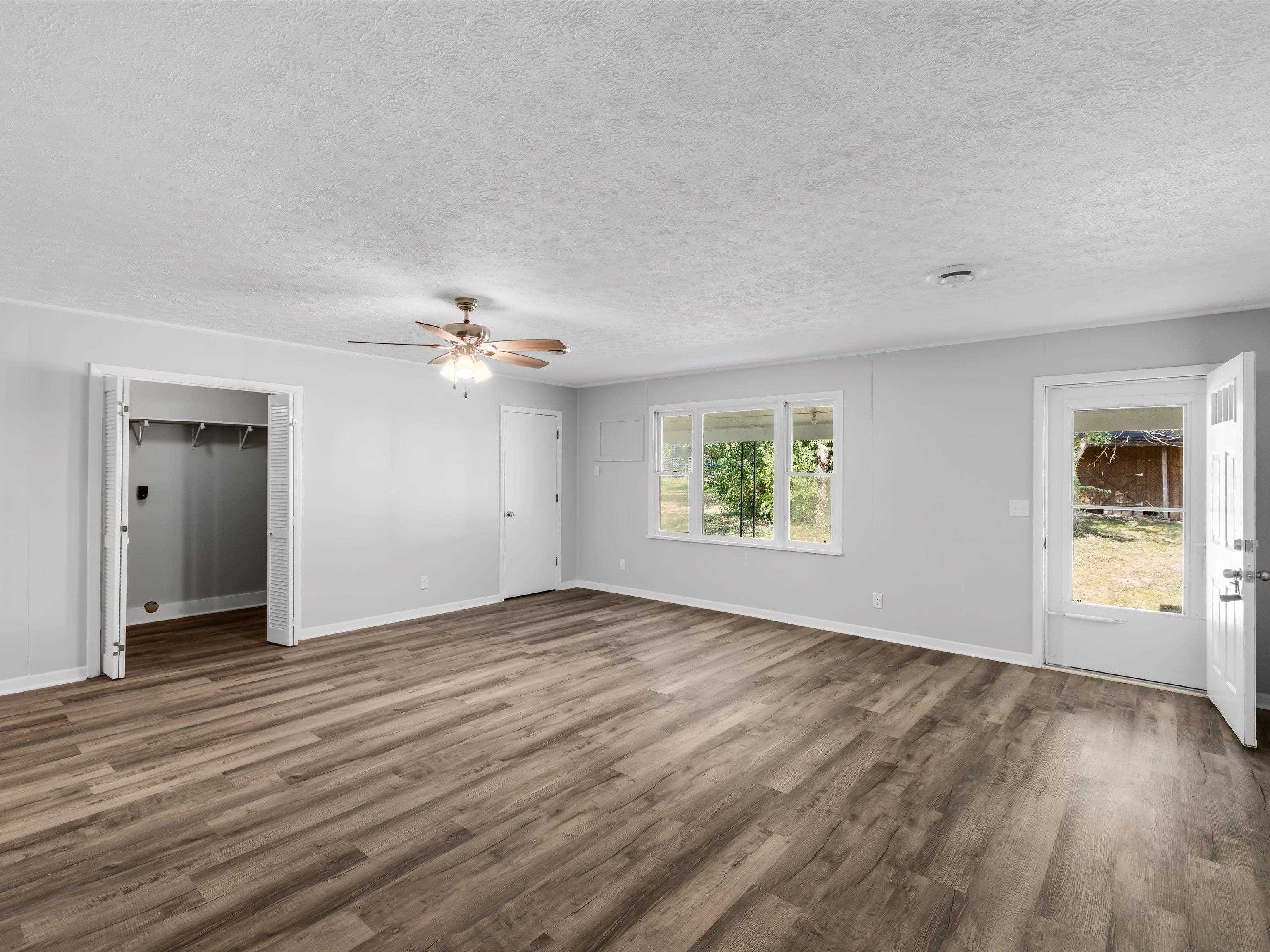 821 Broad, Beaver Dam, Kentucky 42320, 3 Bedrooms Bedrooms, ,1 BathroomBathrooms,Single Family Residence,For Sale,Broad,92883