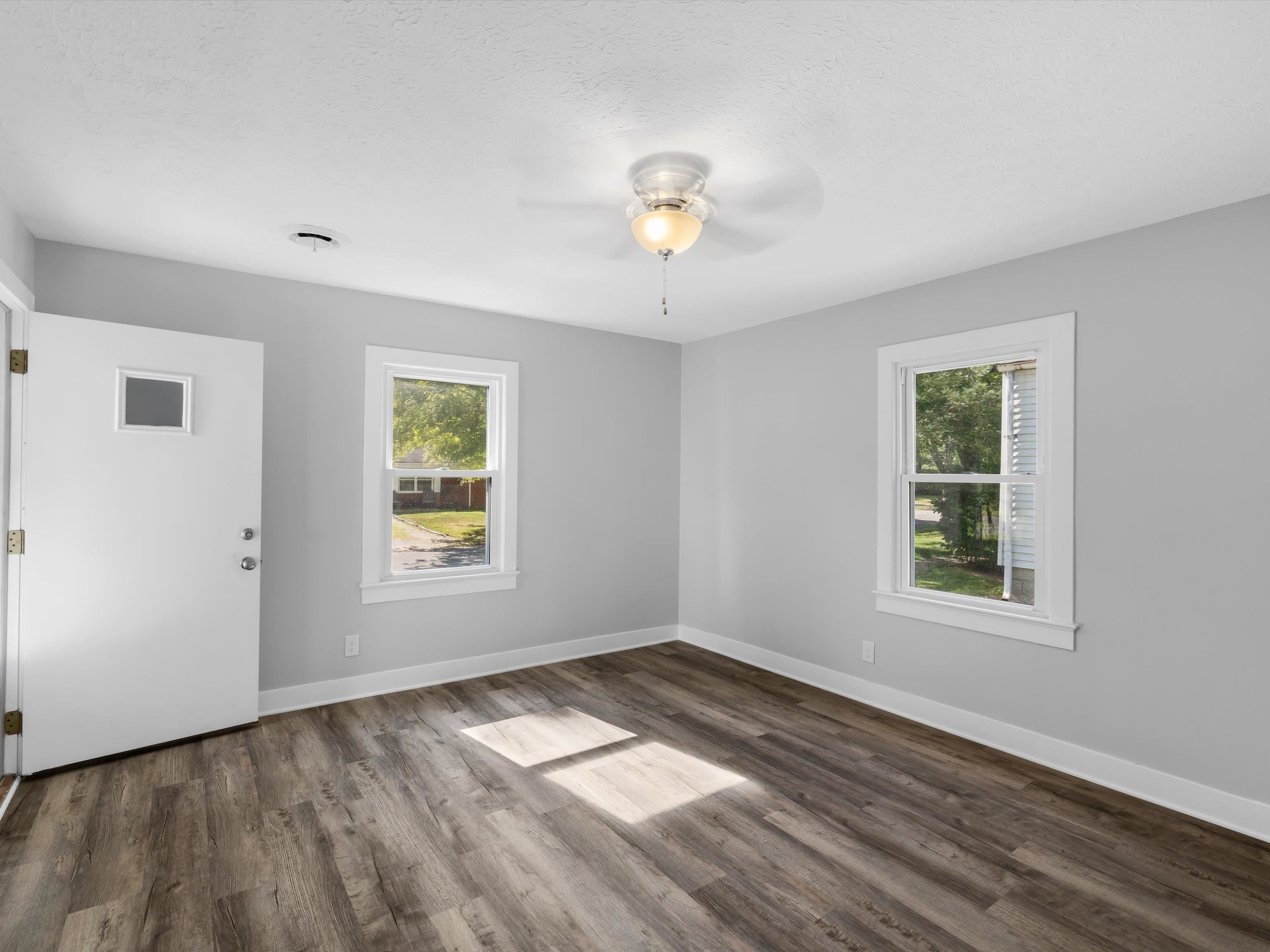 821 Broad, Beaver Dam, Kentucky 42320, 3 Bedrooms Bedrooms, ,1 BathroomBathrooms,Single Family Residence,For Sale,Broad,92883