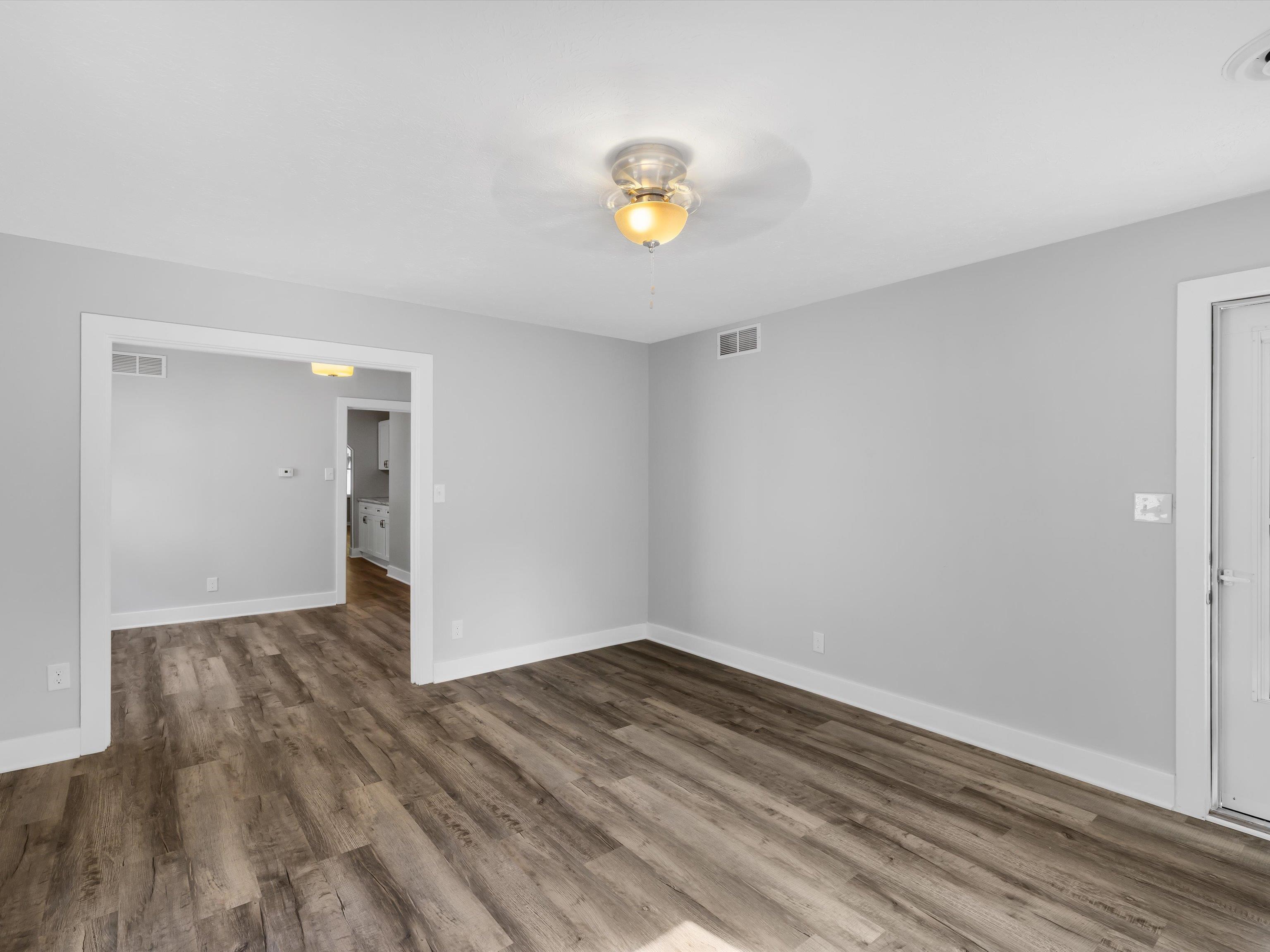 821 Broad, Beaver Dam, Kentucky 42320, 3 Bedrooms Bedrooms, ,1 BathroomBathrooms,Single Family Residence,For Sale,Broad,92883