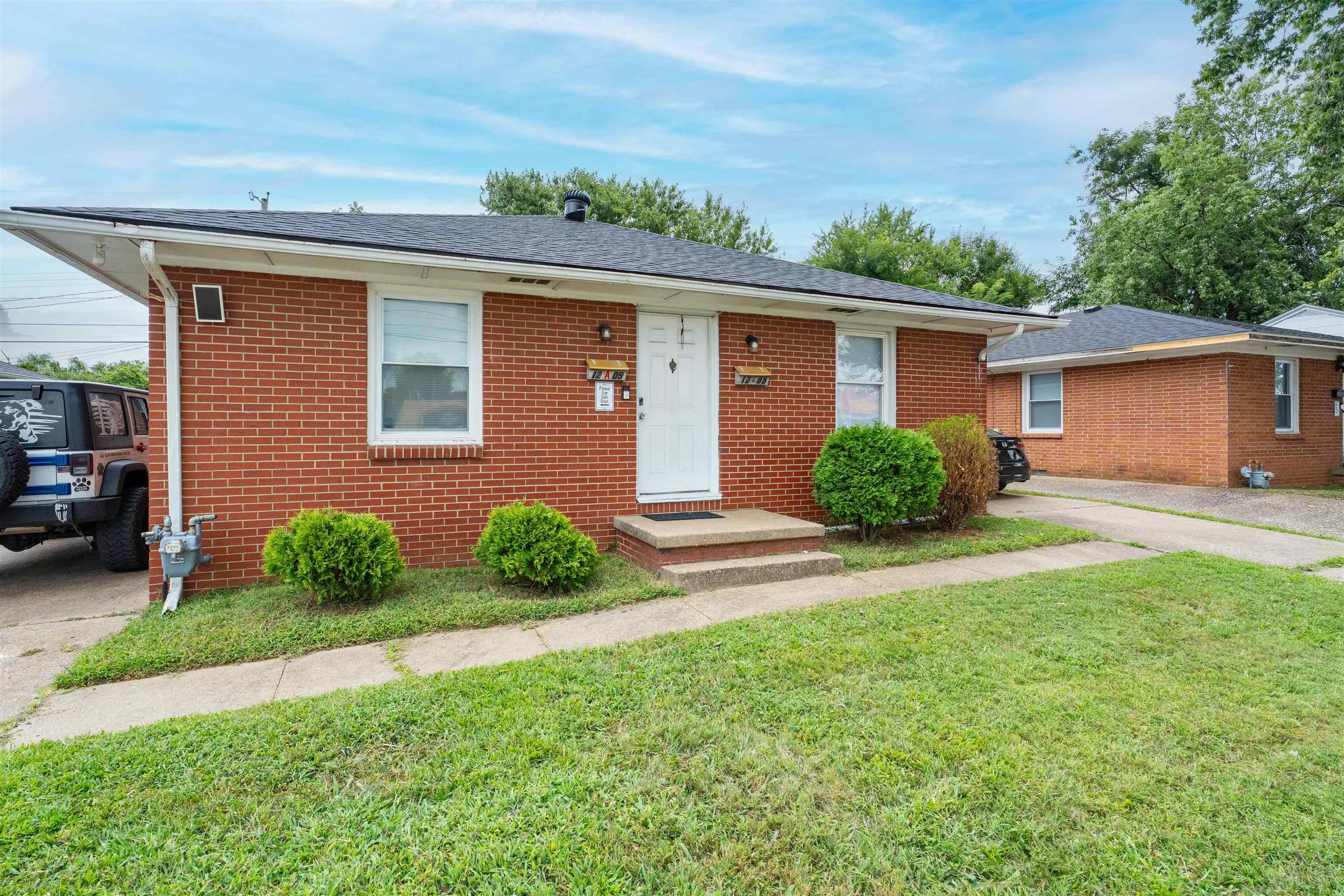1205 Carter Rd, Owensboro, Kentucky 42301, 2 Bedrooms Bedrooms, ,2 BathroomsBathrooms,Duplex,For Sale,Carter Rd,92901