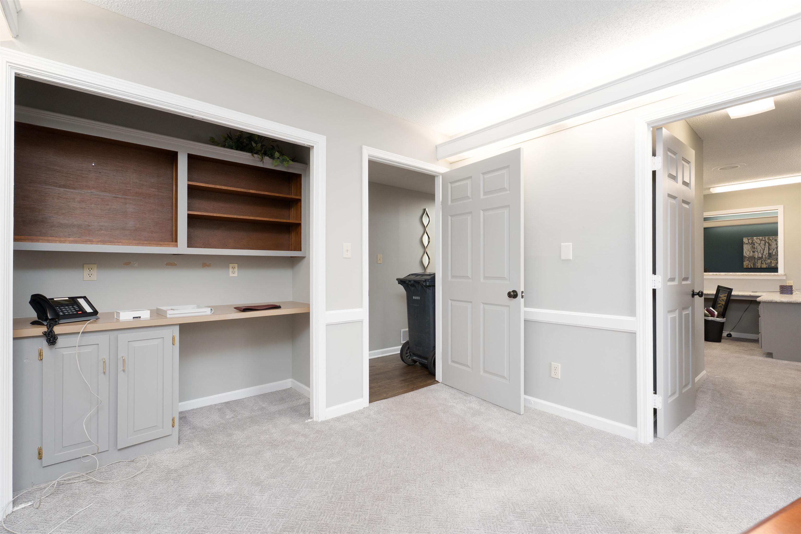 1302 Frederica Street, Owensboro, Kentucky 42301, ,Office,For Sale,Frederica Street,92902