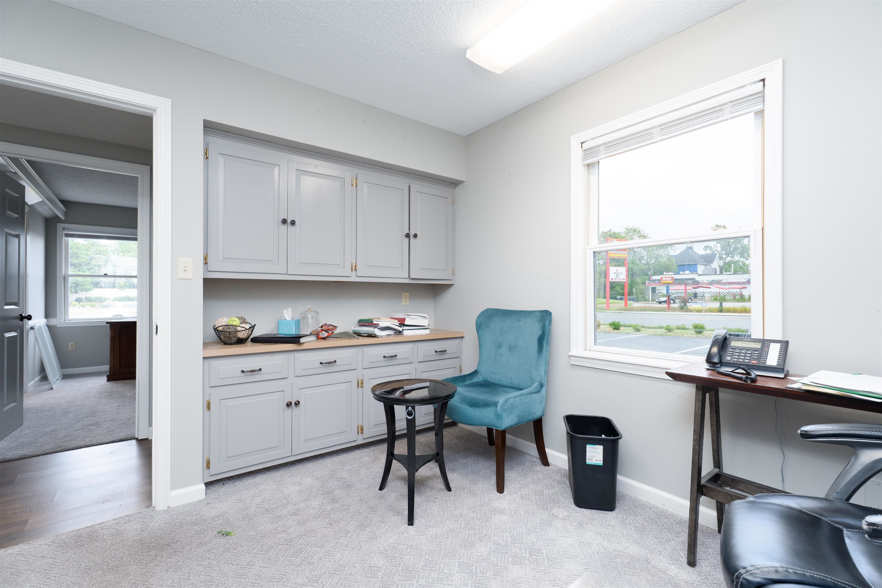 1302 Frederica Street, Owensboro, Kentucky 42301, ,Office,For Sale,Frederica Street,92902