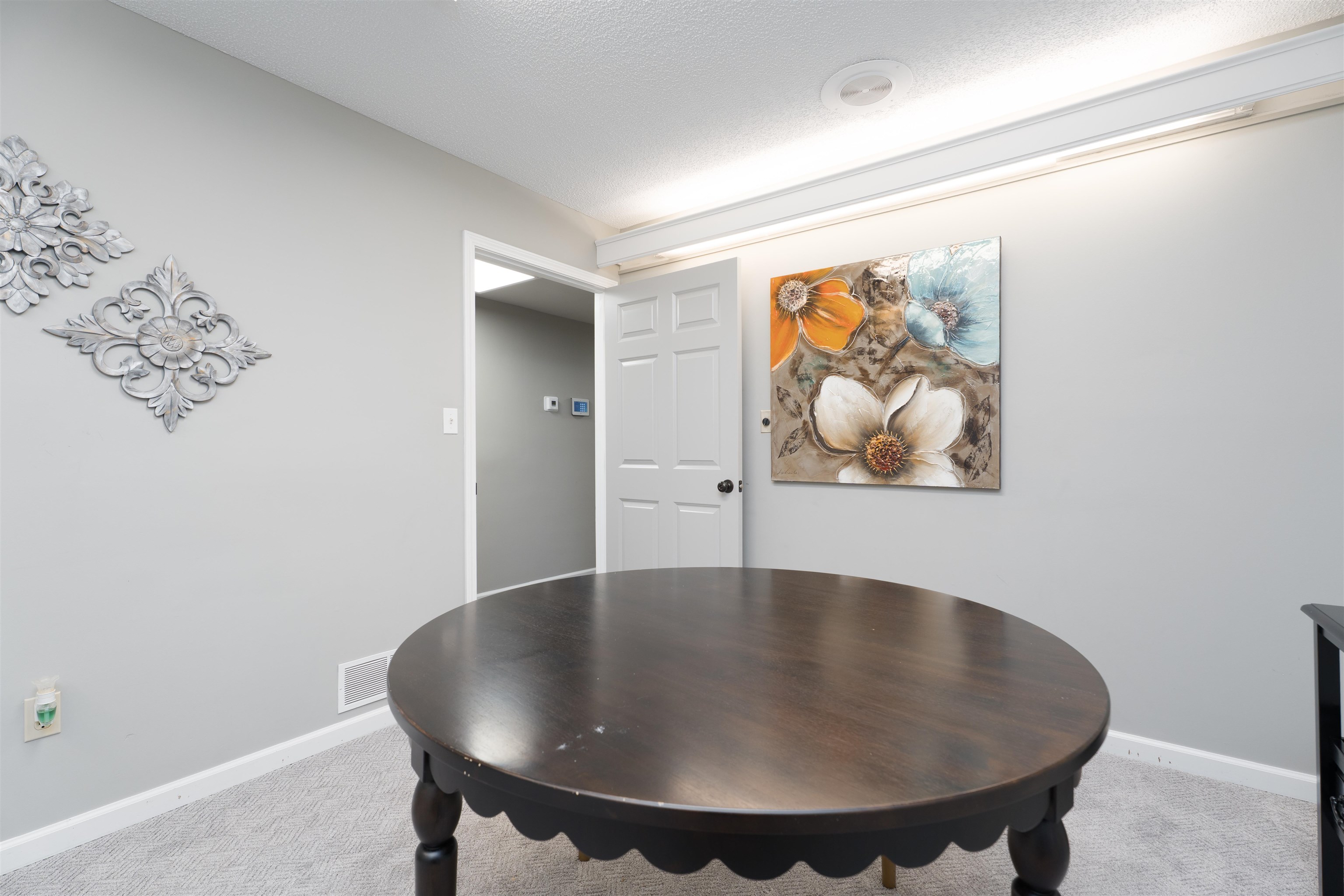 1302 Frederica Street, Owensboro, Kentucky 42301, ,Office,For Sale,Frederica Street,92902