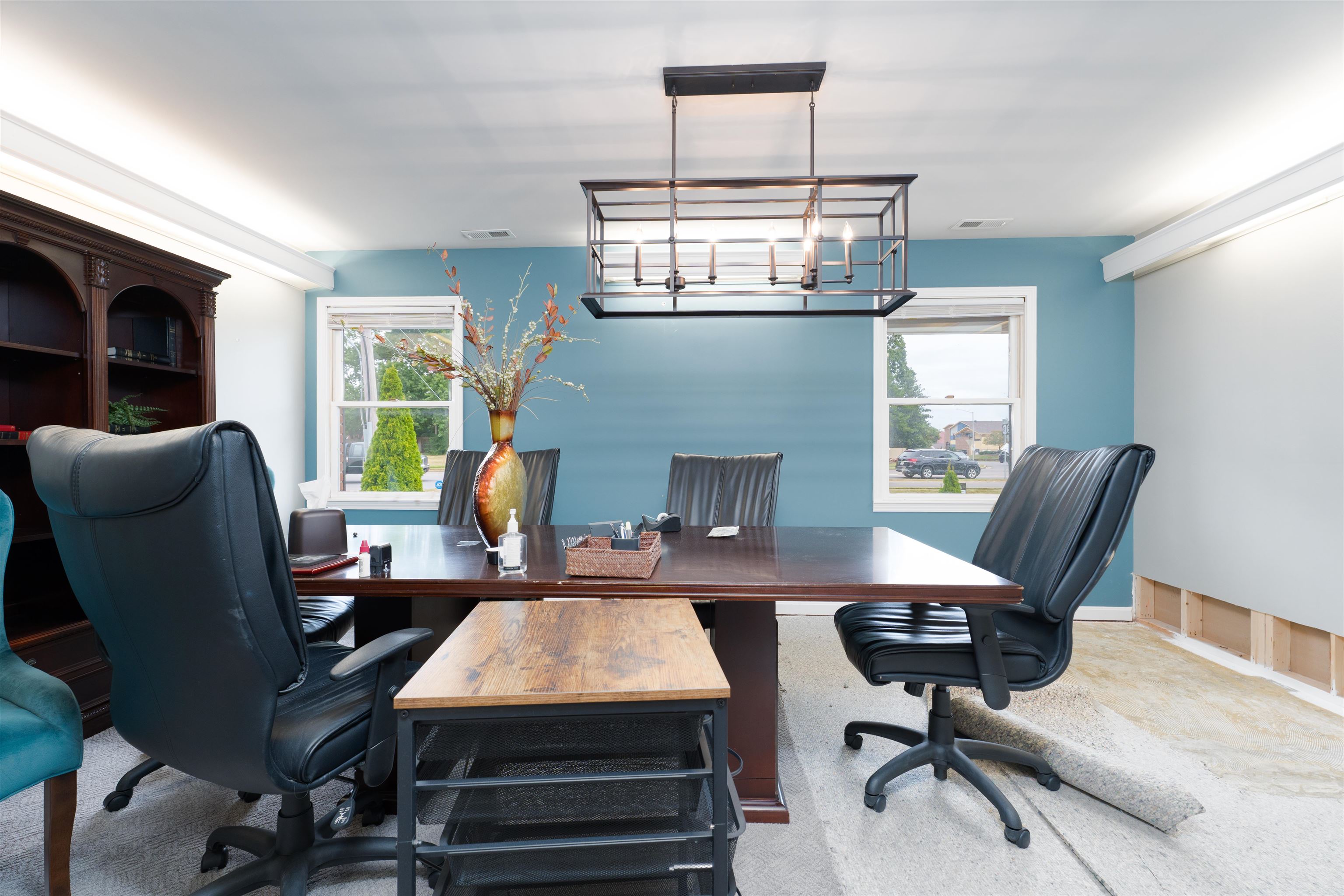 1302 Frederica Street, Owensboro, Kentucky 42301, ,Office,For Sale,Frederica Street,92902