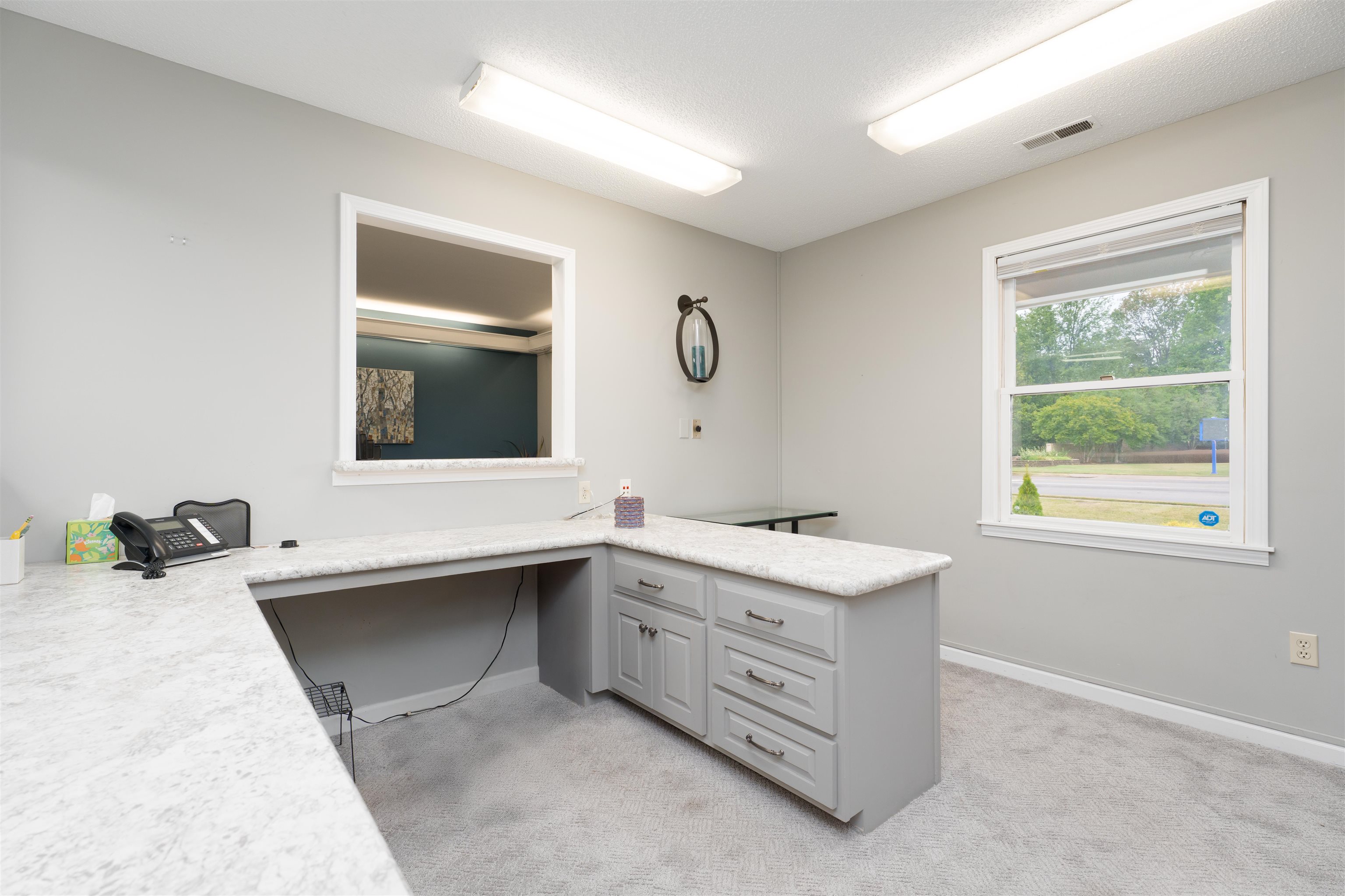 1302 Frederica Street, Owensboro, Kentucky 42301, ,Office,For Sale,Frederica Street,92902