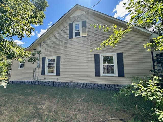 242 Lincoln Street, Auburn, Kentucky 42206, 2 Bedrooms Bedrooms, ,2 BathroomsBathrooms,Single Family Residence,For Sale,Lincoln Street,92924