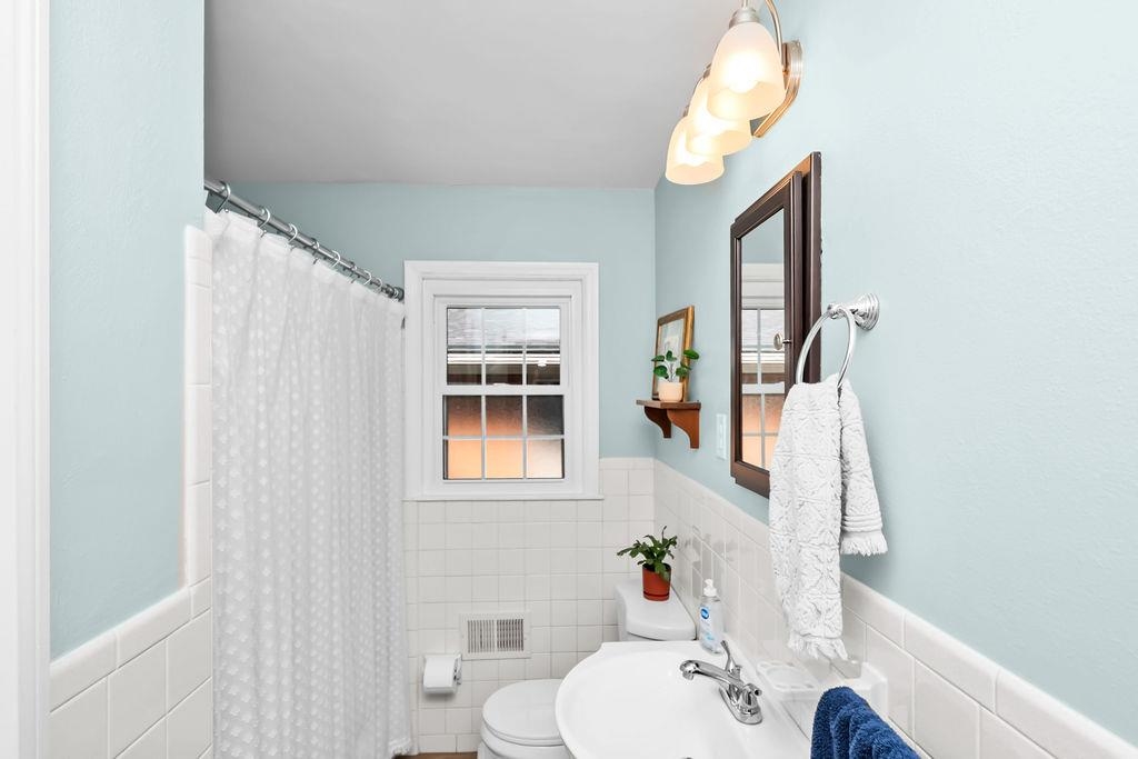 430 Booth Ave, Owensboro, Kentucky 42301, 4 Bedrooms Bedrooms, ,2 BathroomsBathrooms,Single Family Residence,For Sale,Booth Ave,92955