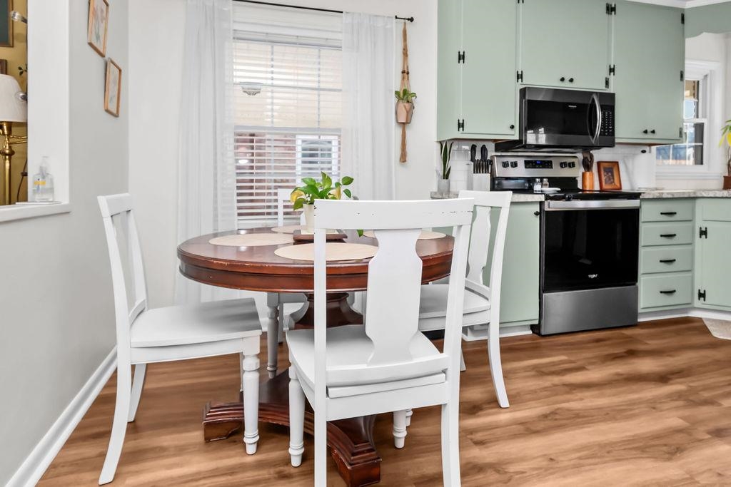 430 Booth Ave, Owensboro, Kentucky 42301, 4 Bedrooms Bedrooms, ,2 BathroomsBathrooms,Single Family Residence,For Sale,Booth Ave,92955